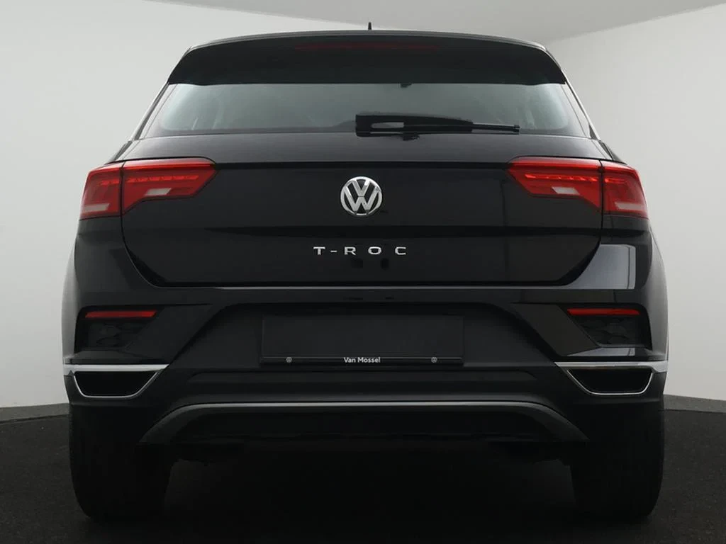 Volkswagen-T-Roc-image-3