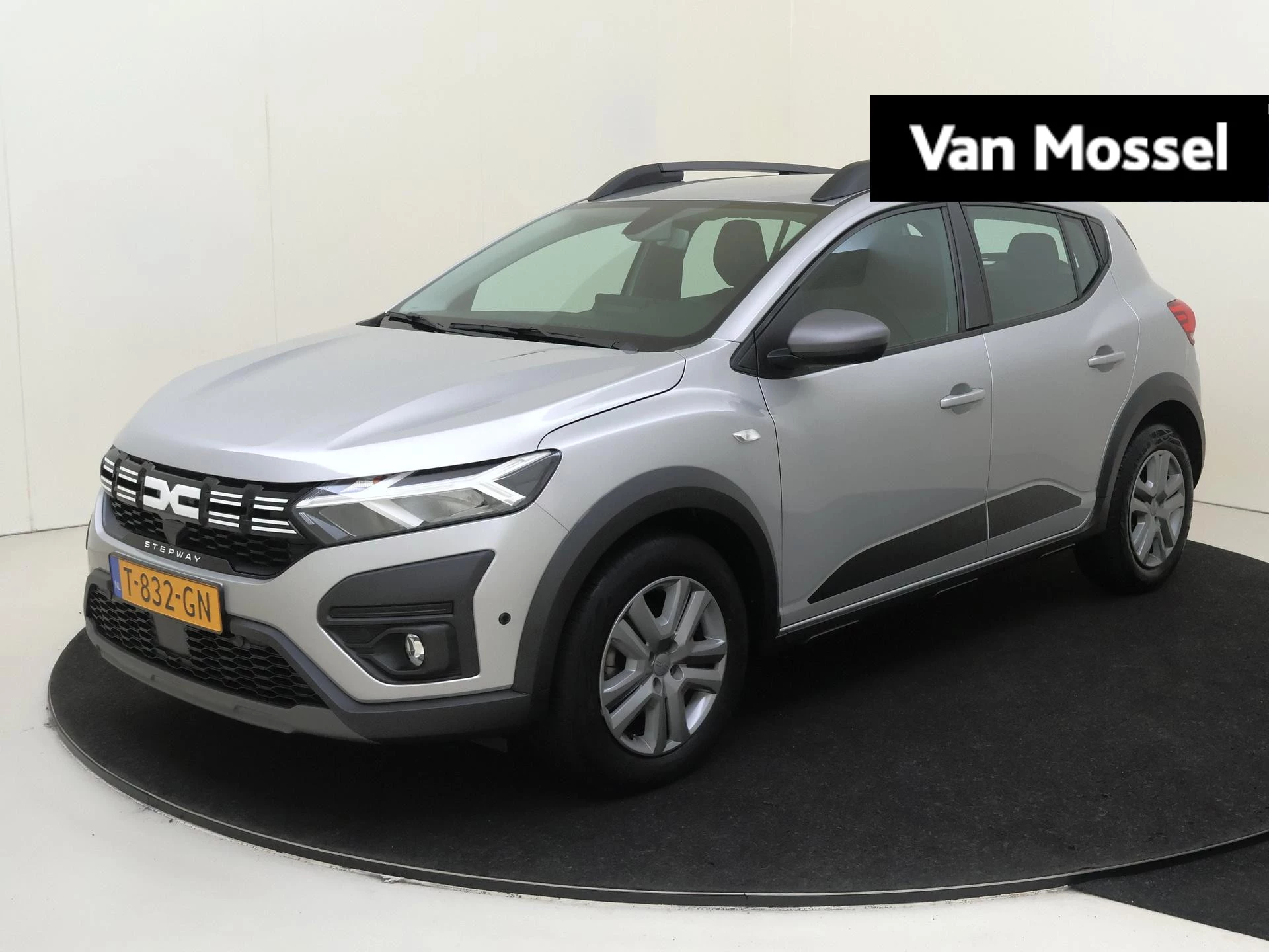 Dacia-Sandero Stepway-image-0