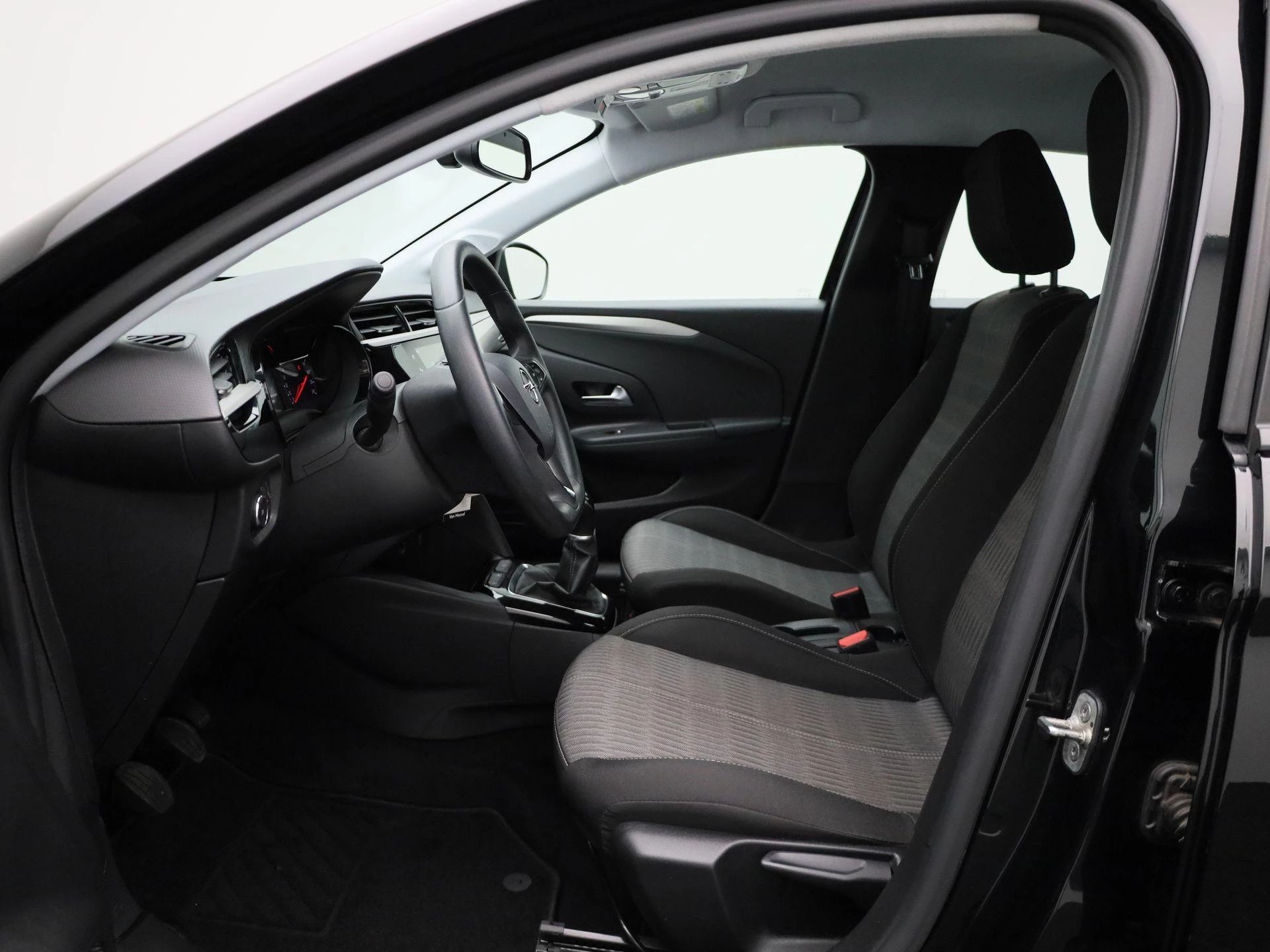 Opel-Corsa-image-8