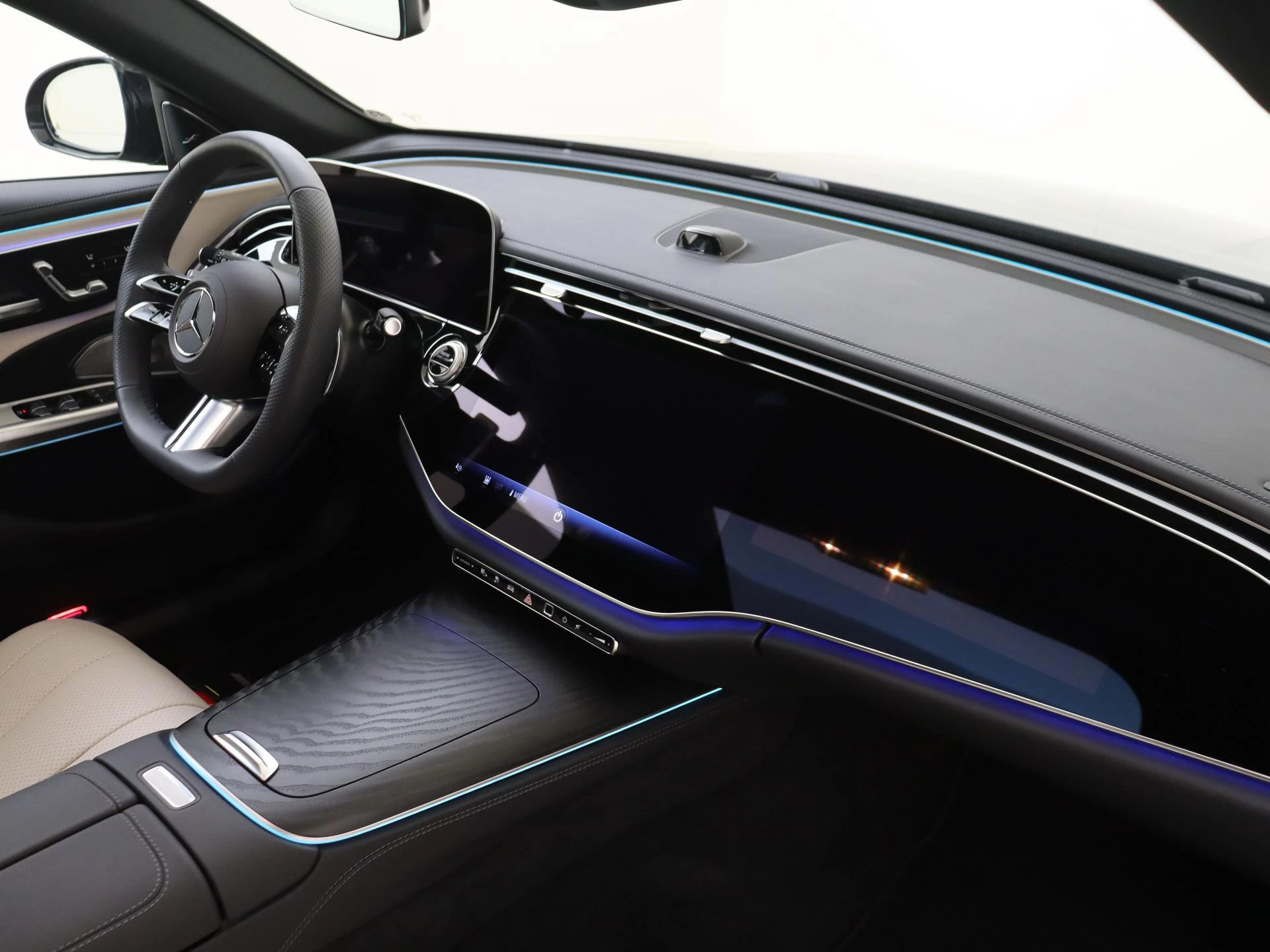 Mercedes-Benz-E-Klasse-image-4