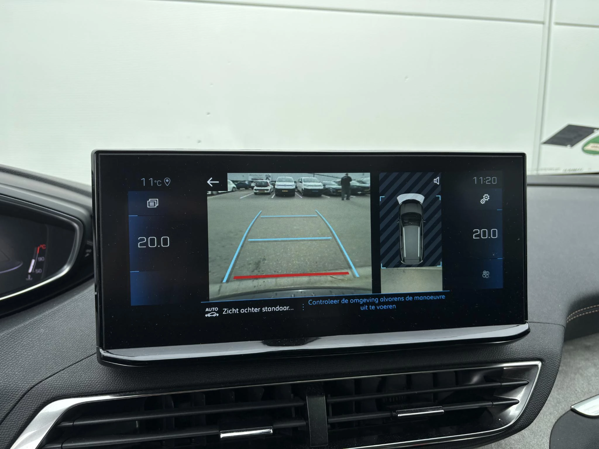 Peugeot-5008-image-25