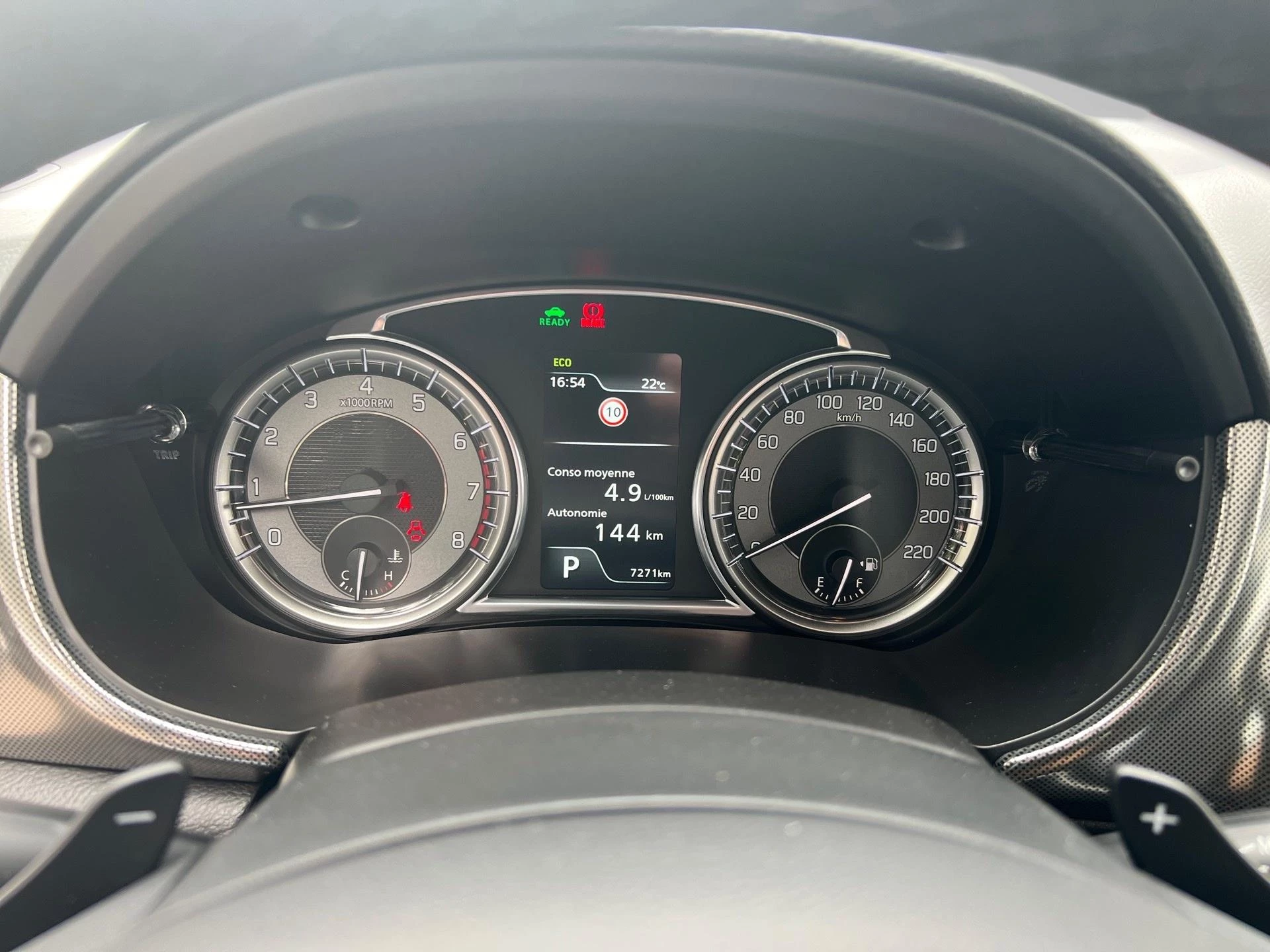 Suzuki-Grand Vitara-image-1