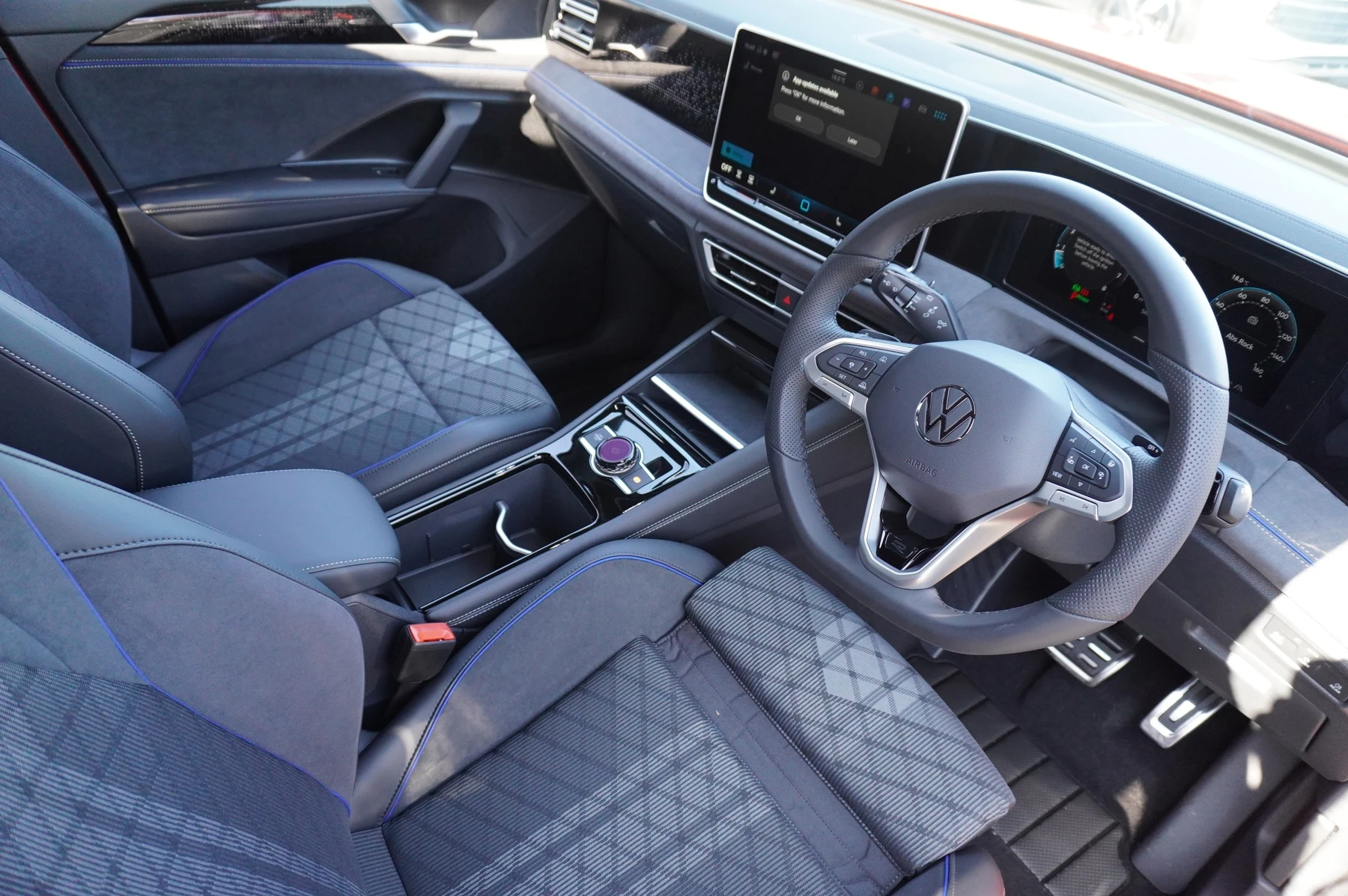 Volkswagen-Tiguan-image-5