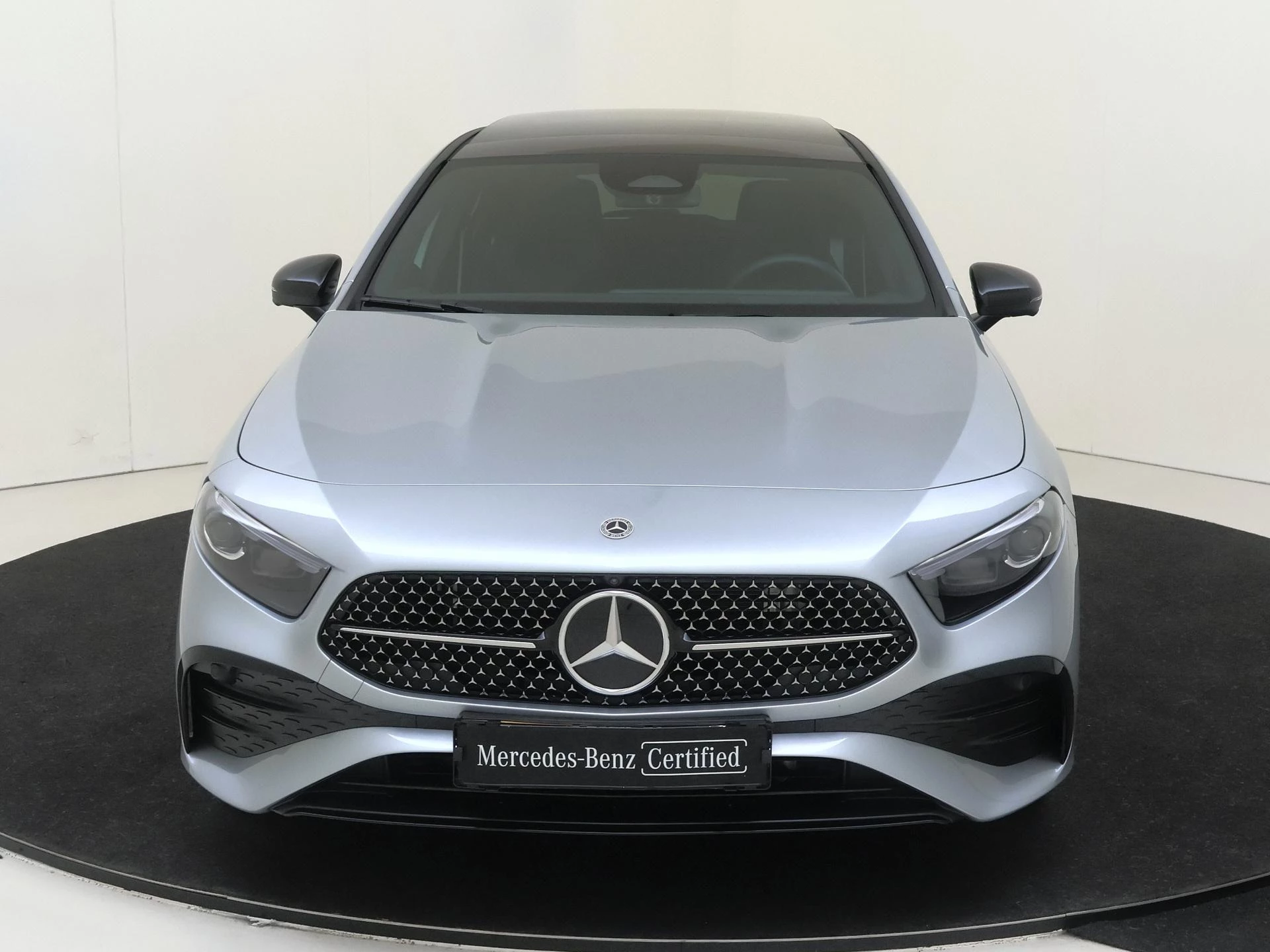 Mercedes-Benz A-Klasse 250 e Business Solution AMG