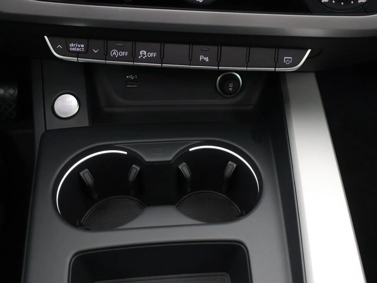Audi-A4-image-24