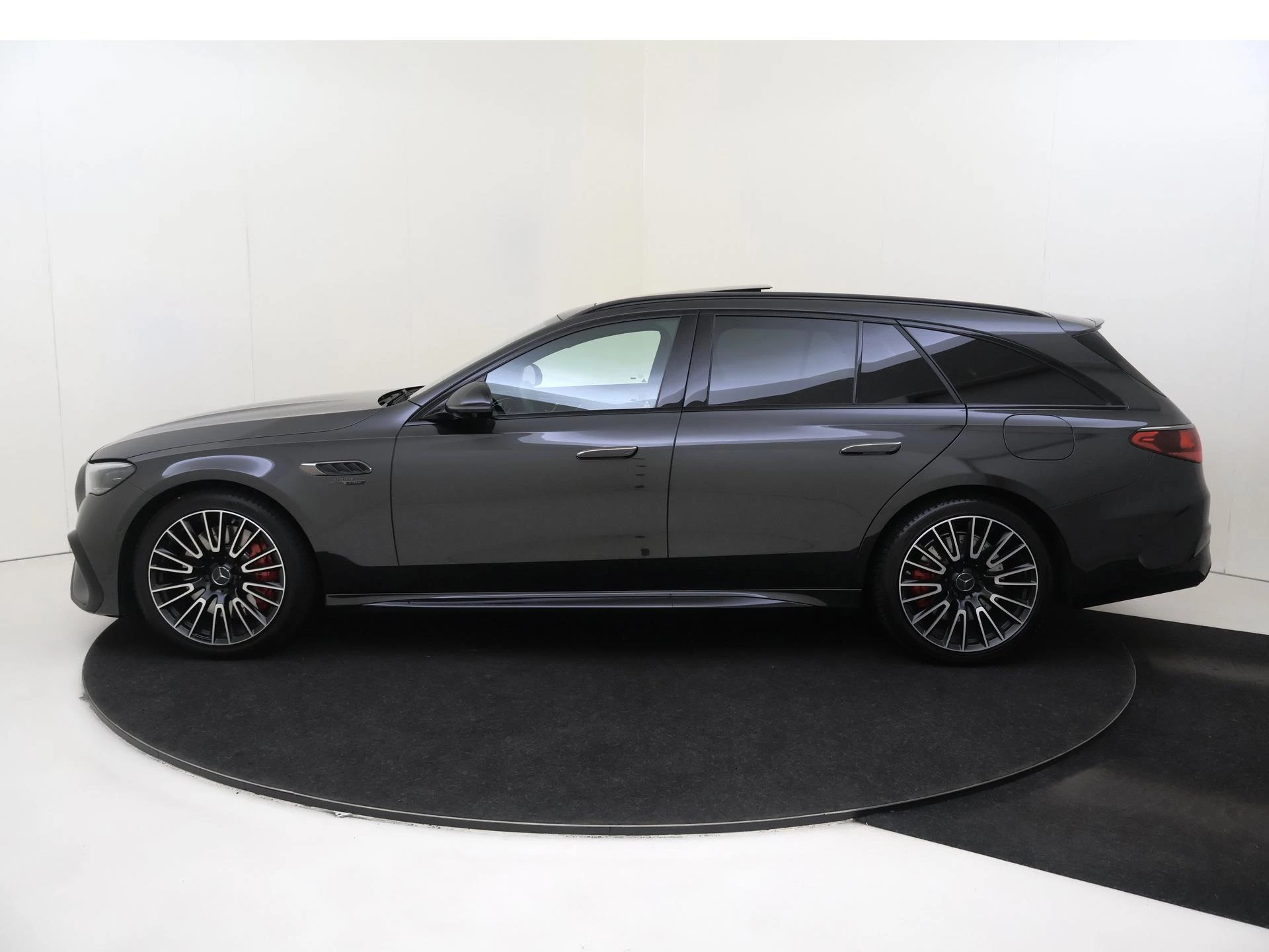 Mercedes-Benz E-Klasse Estate AMG 53 4MATIC+ Night Edition
