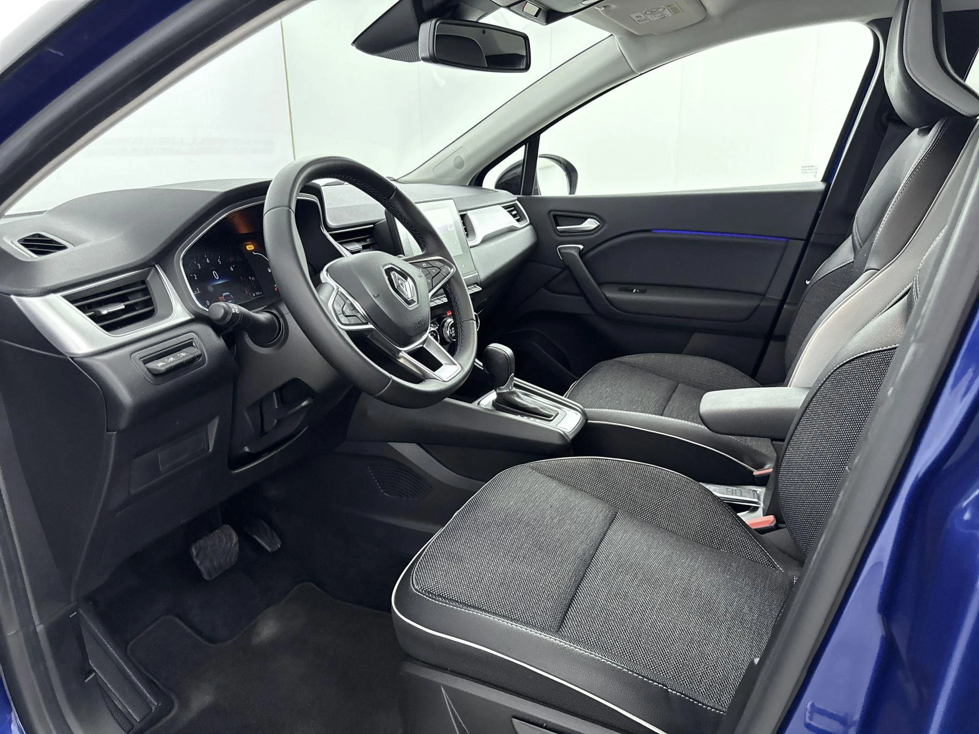 Renault-Captur-image-7