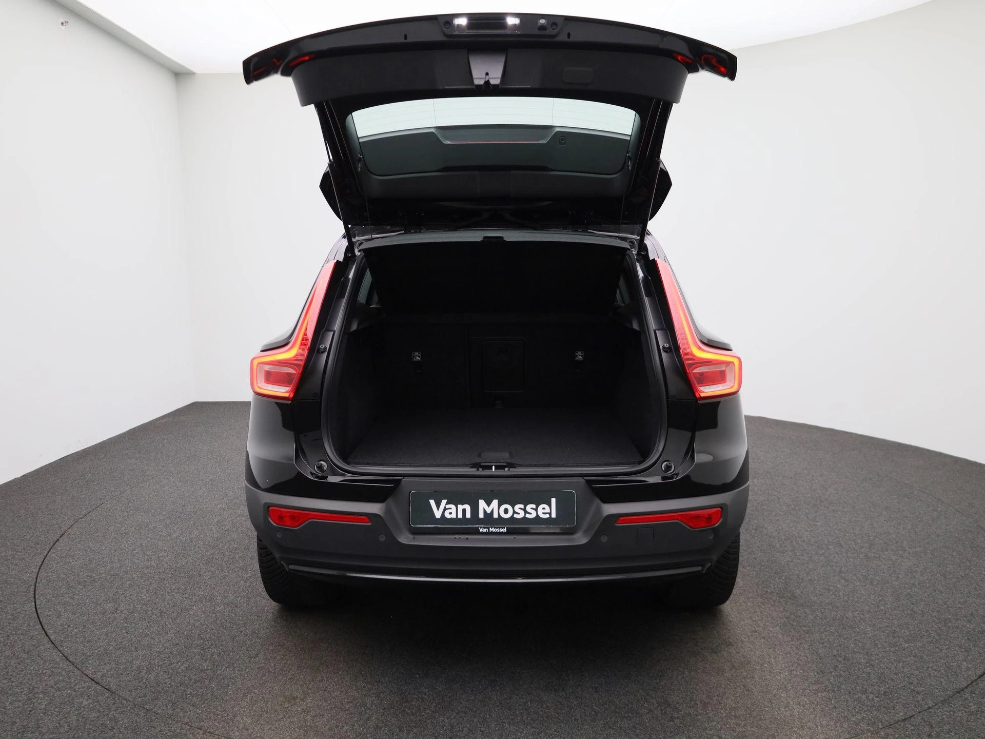 Volvo-XC40-image-10