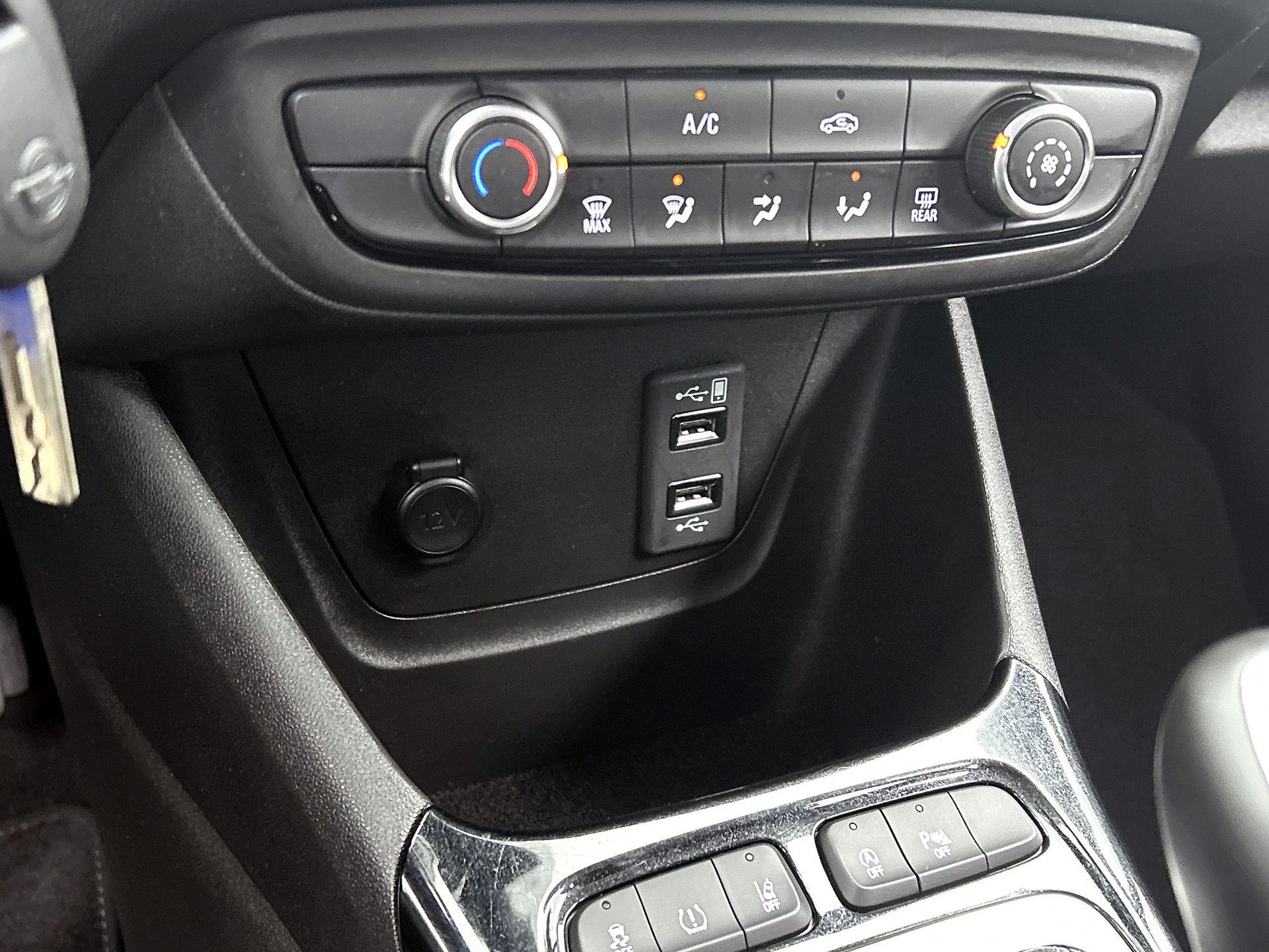 Opel-Crossland-image-30