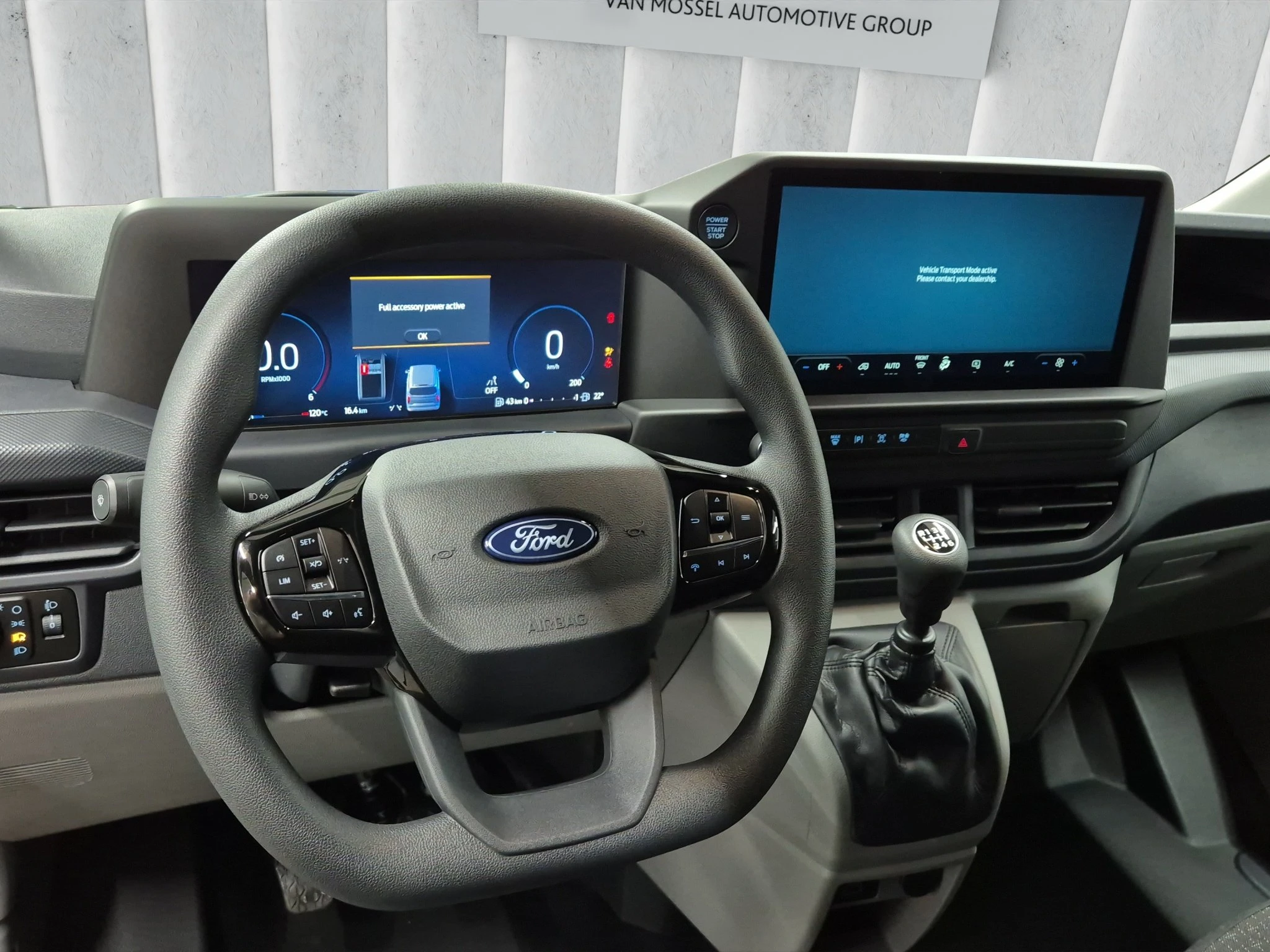 Ford-Transit Custom-image-11