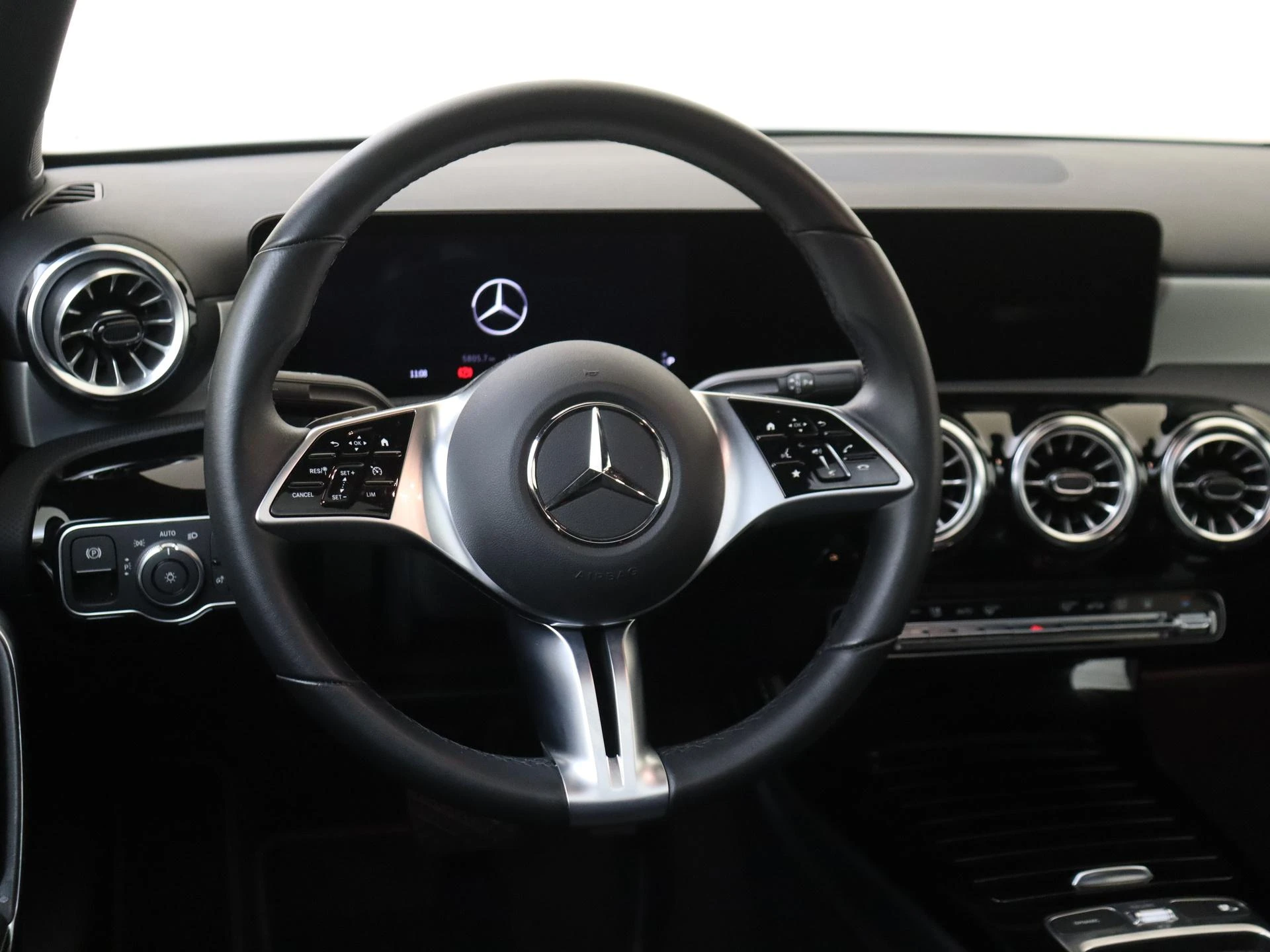Mercedes-Benz A-Klasse 250 e Luxury Line