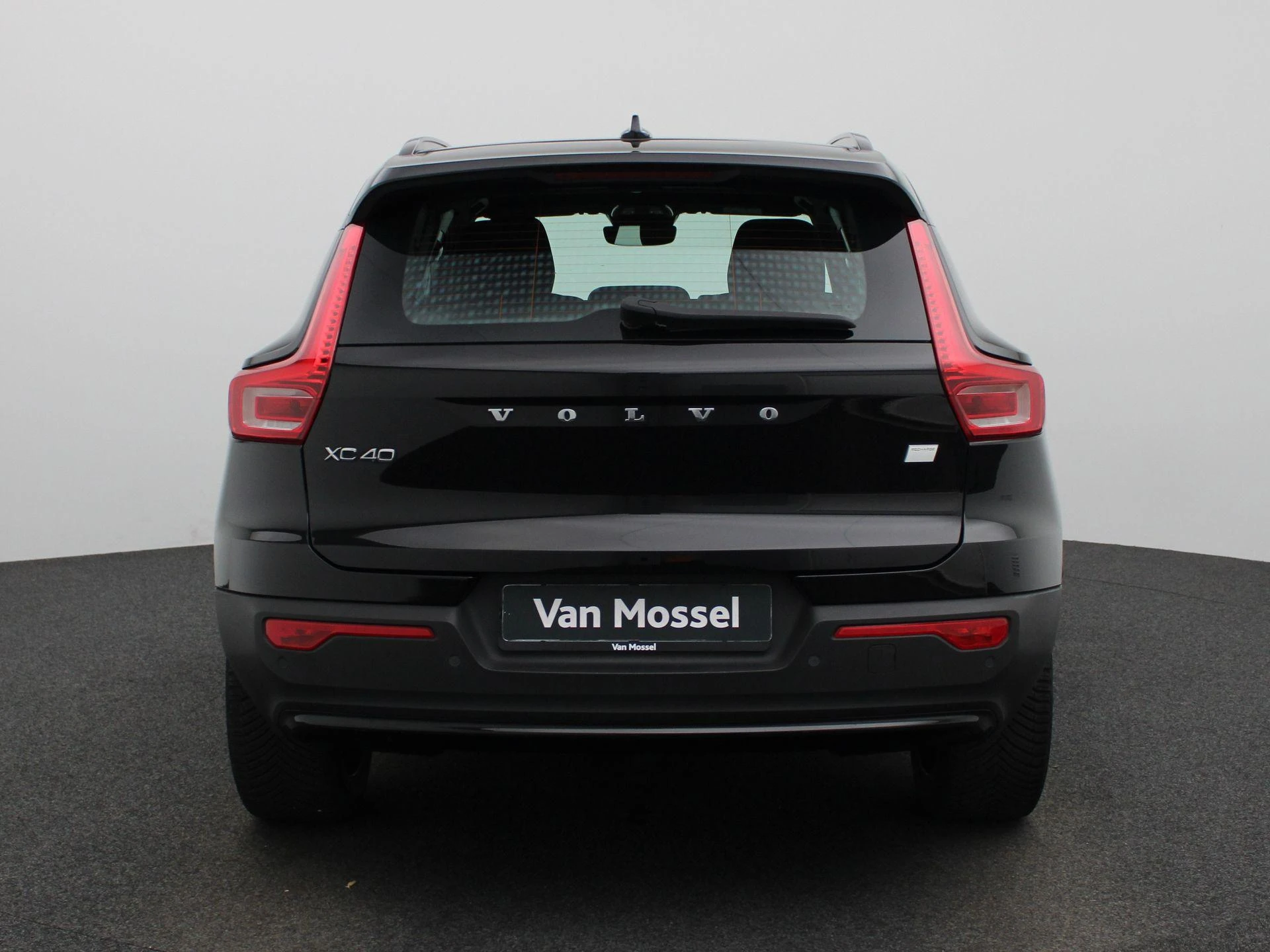 Volvo-XC40-image-4