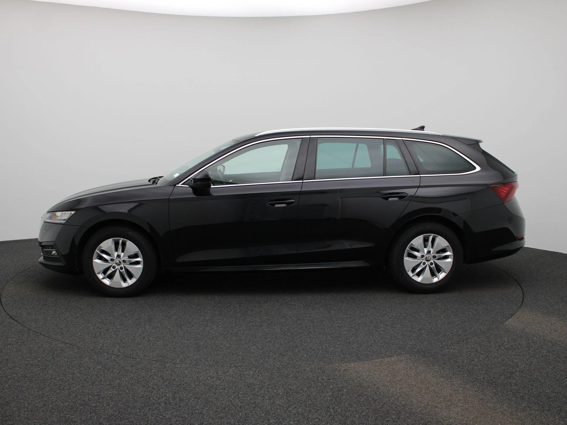 Škoda-Octavia-image-3