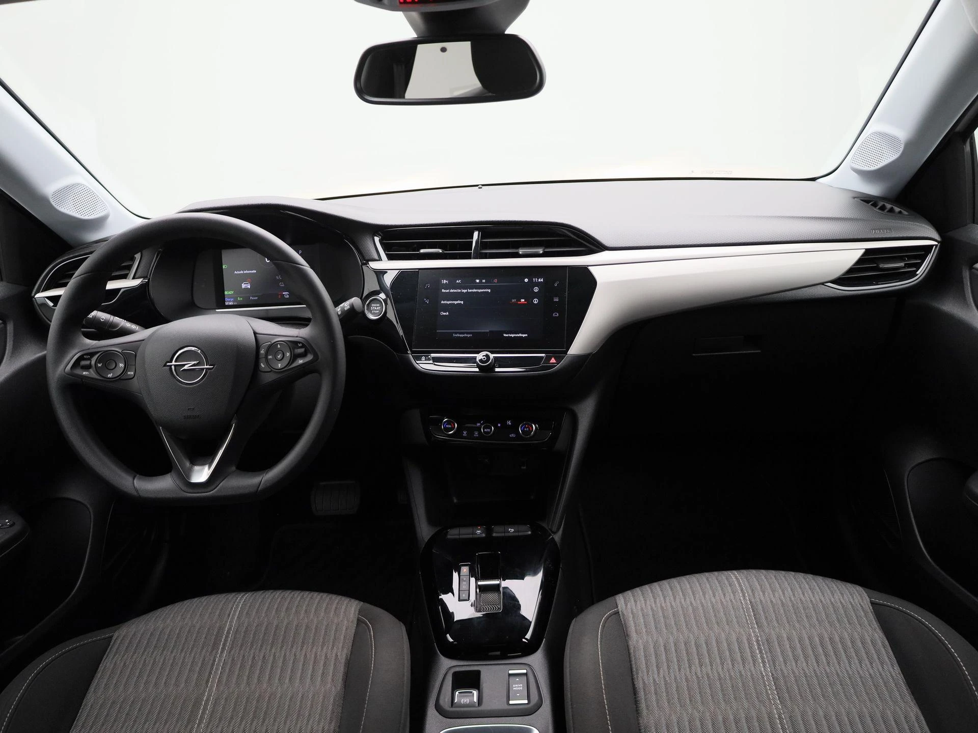 Opel-Corsa-e-image-31