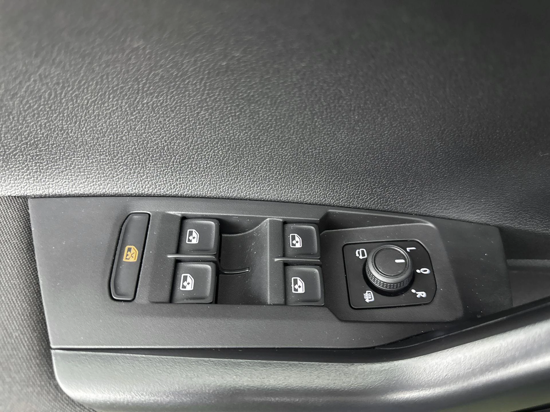 Volkswagen-Taigo-image-14