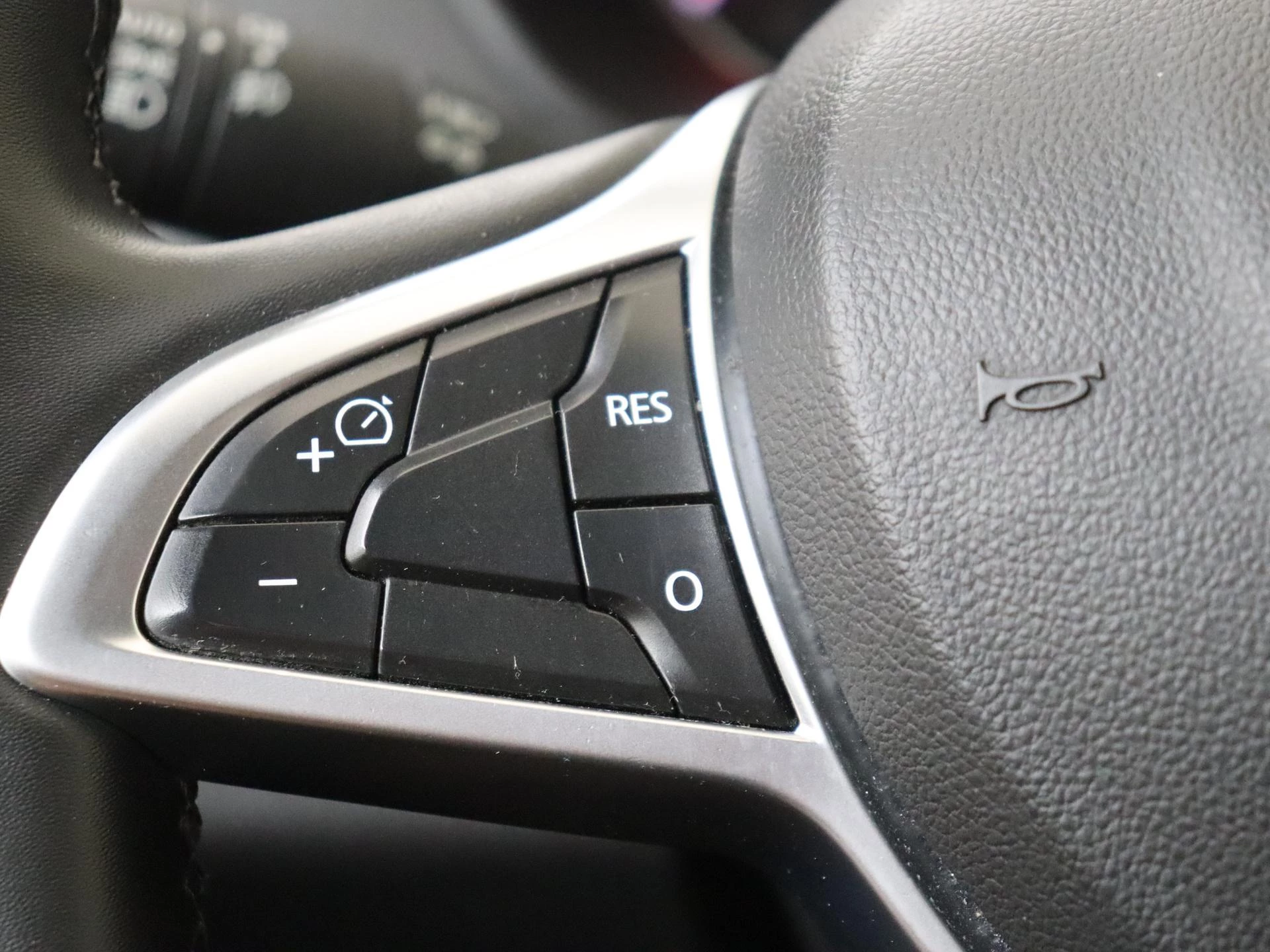 Dacia-Duster-image-12