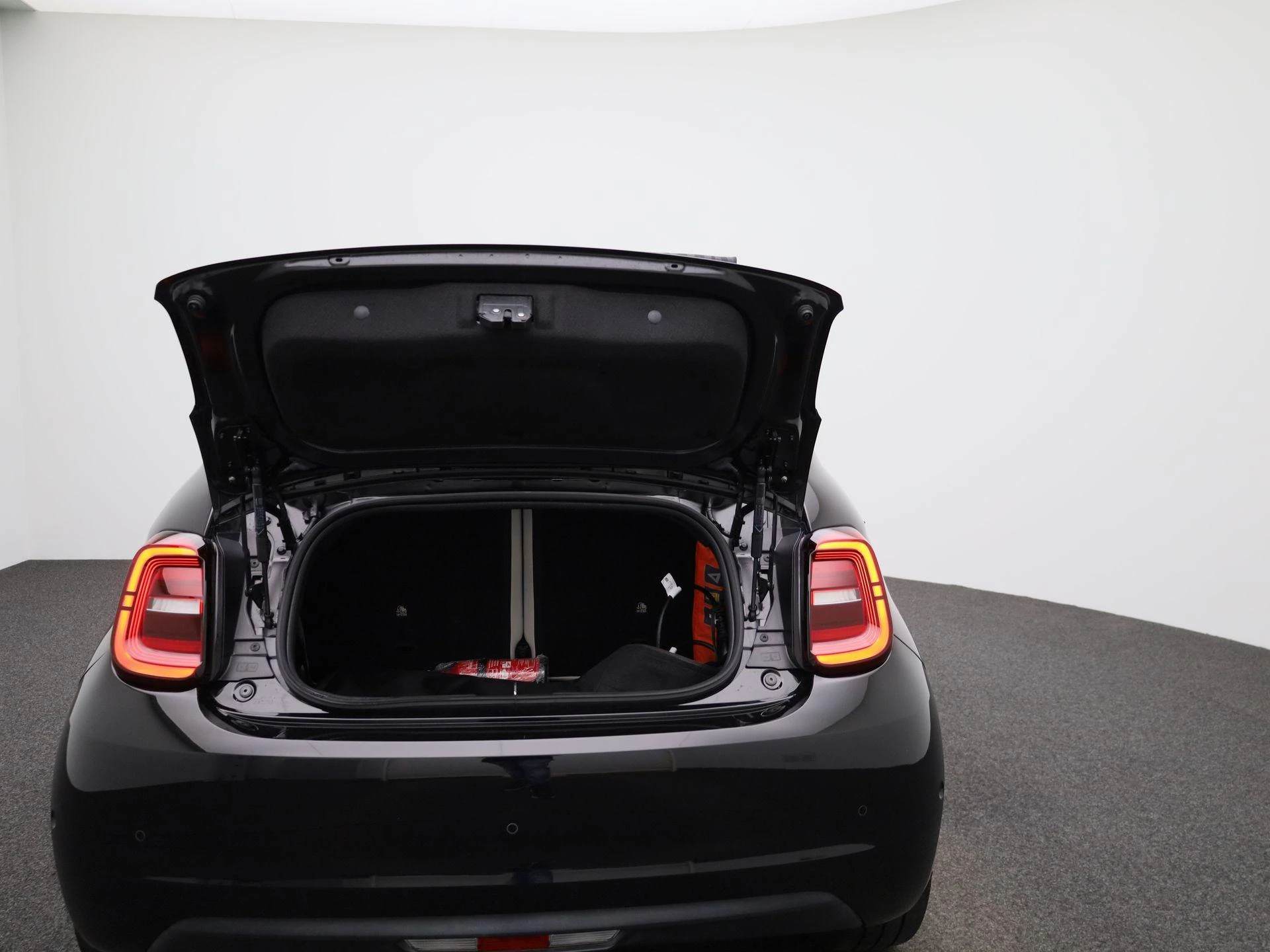 Fiat-500e-image-10