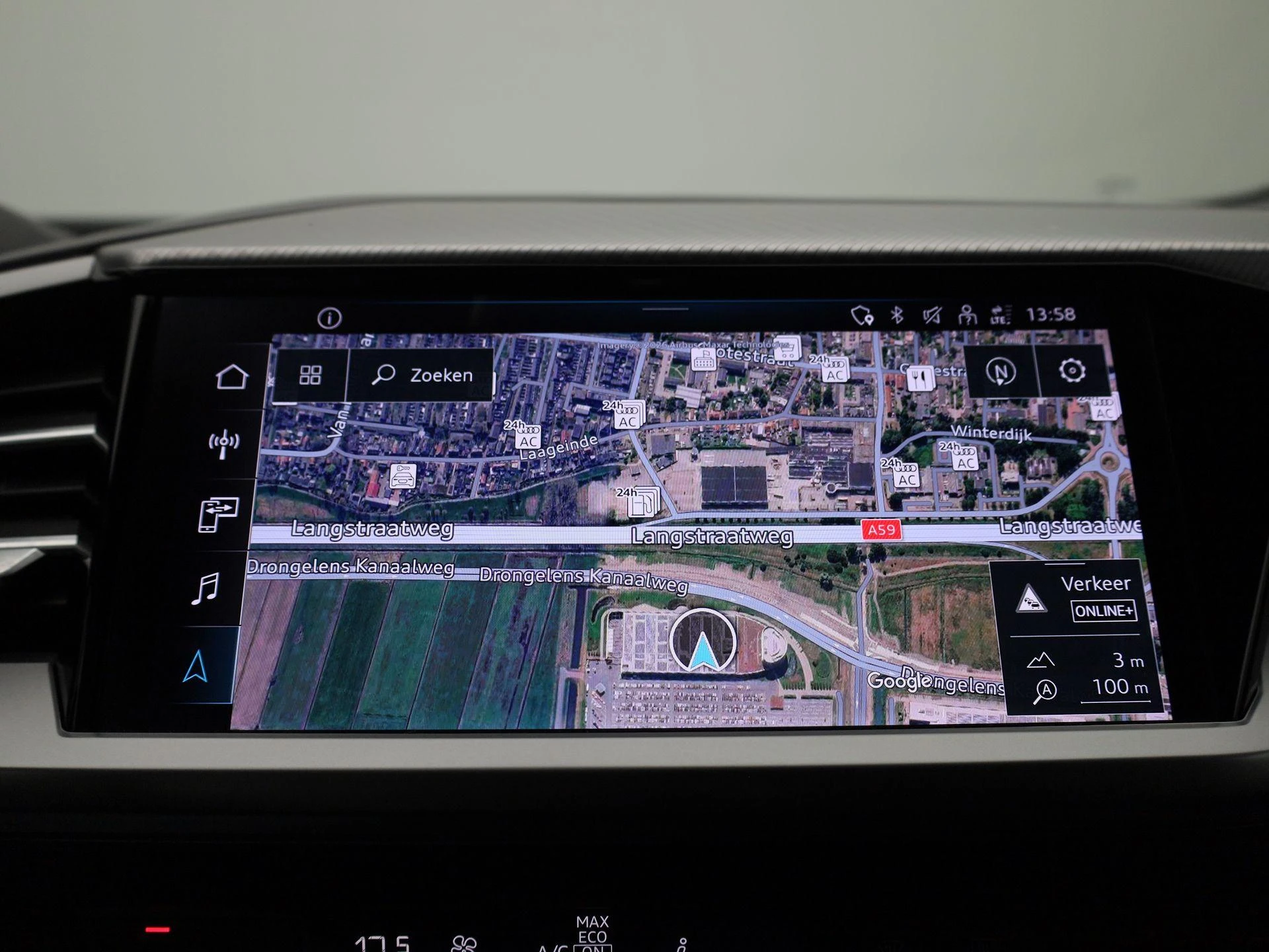 Audi-Q4 e-tron-image-14
