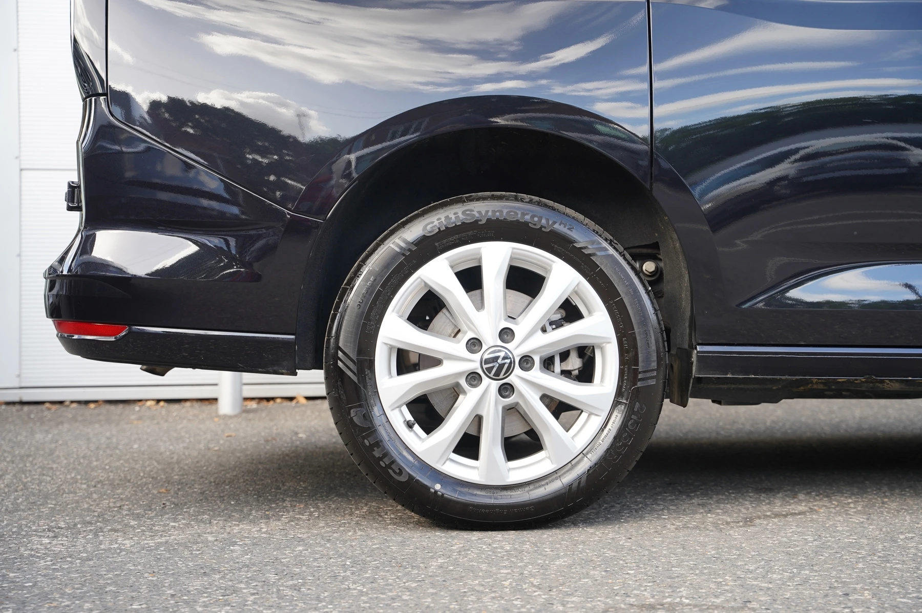 Volkswagen-Caddy-image-31