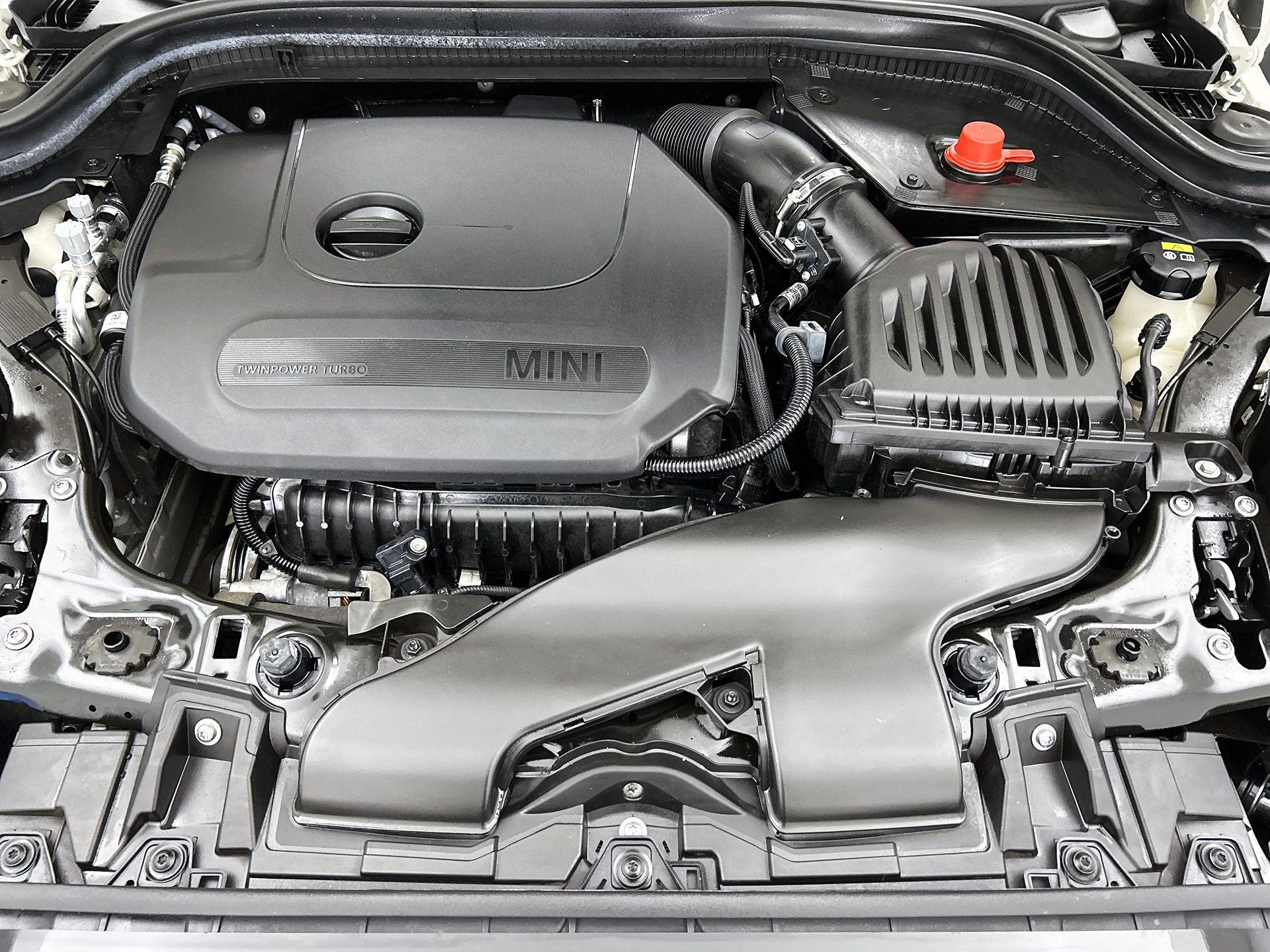 MINI-Cooper Cabrio-image-31