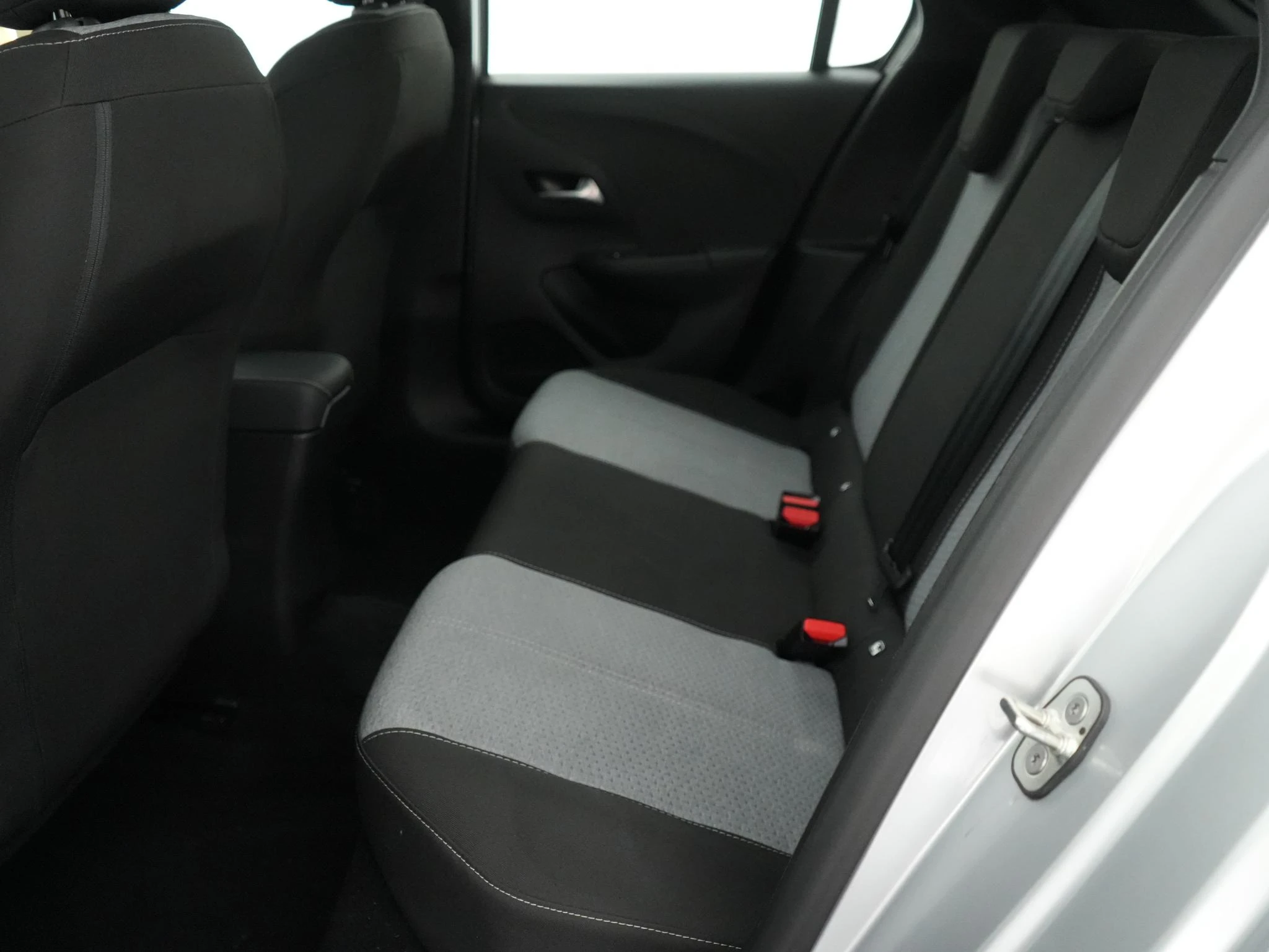 Opel-Corsa-image-9