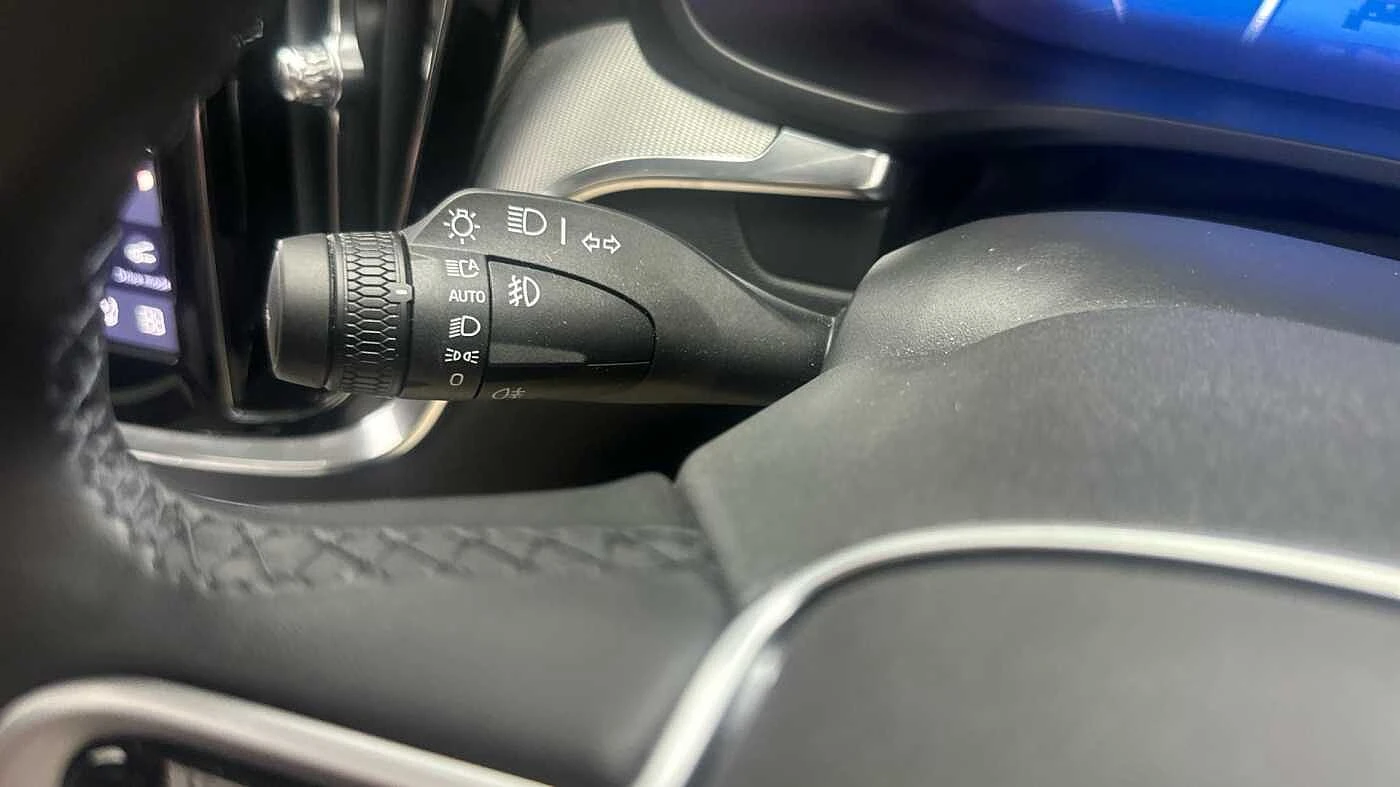 Volvo-V60-image-26