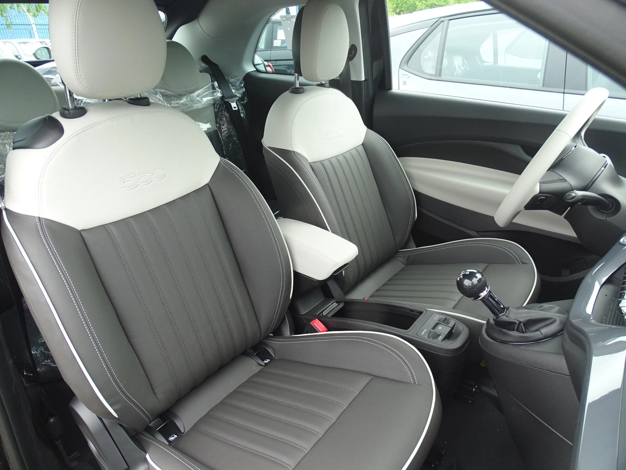 Fiat-500C-image-13