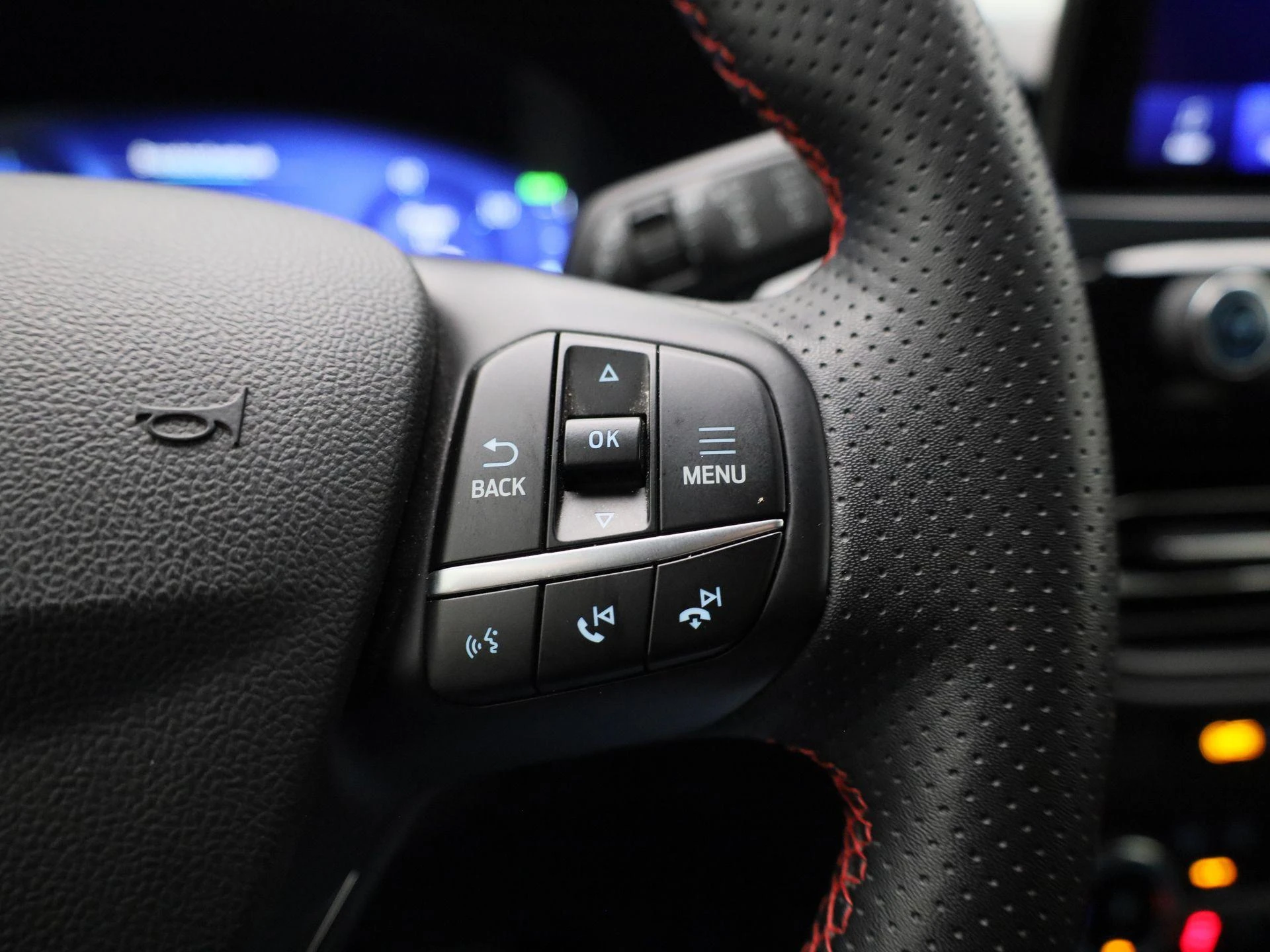 Ford-Kuga-image-19