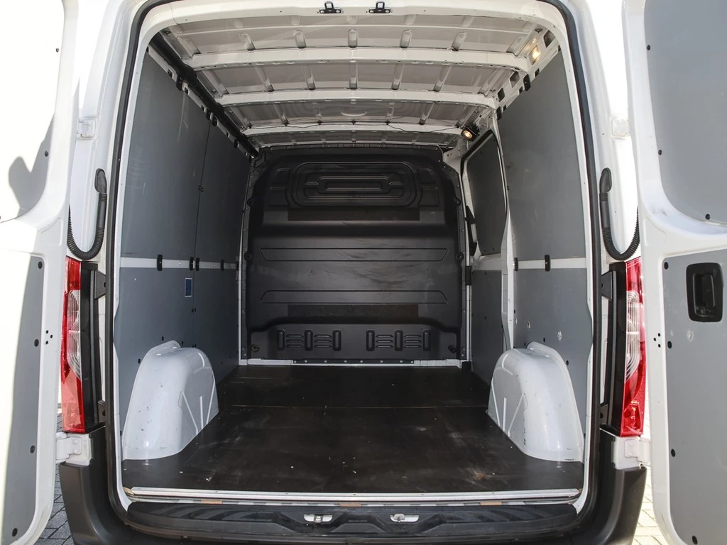 Mercedes-Benz Sprinter III Kasten 211/215 AHK/Telefon