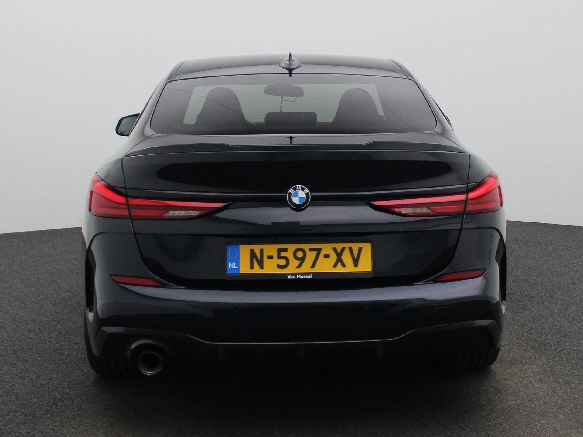 BMW-2 Serie-image-4