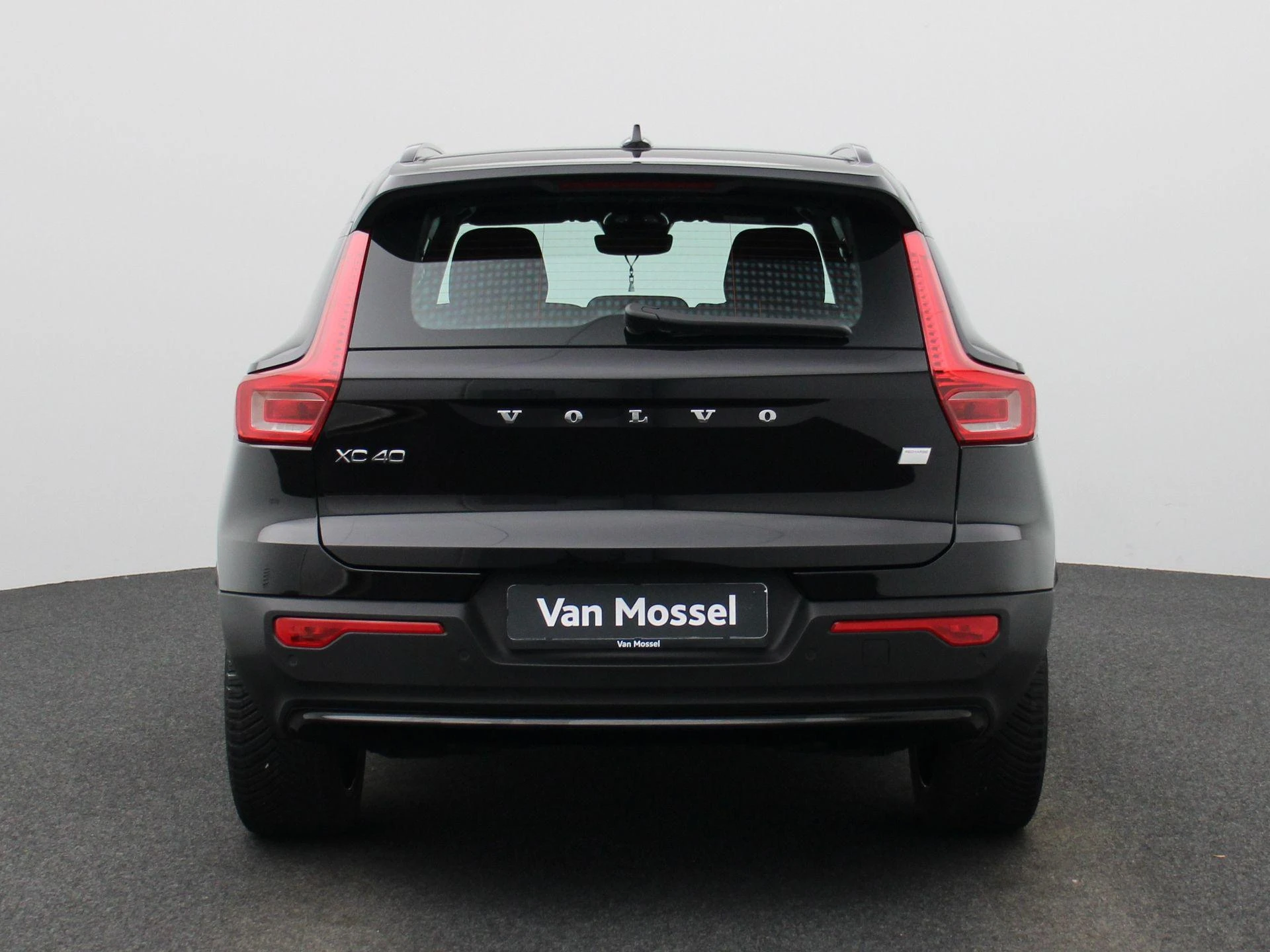 Volvo-XC40-image-4