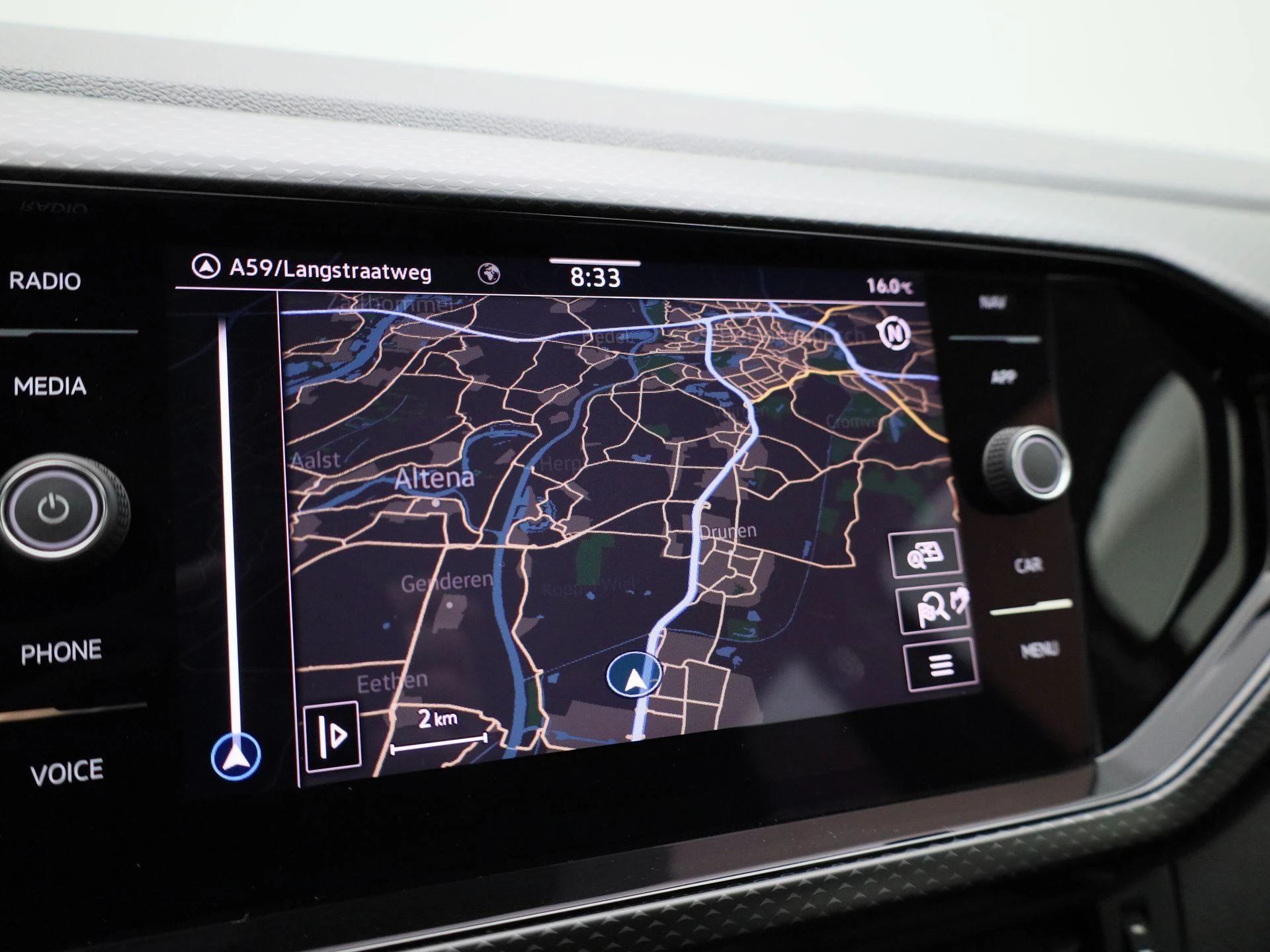 Volkswagen-T-Cross-image-16