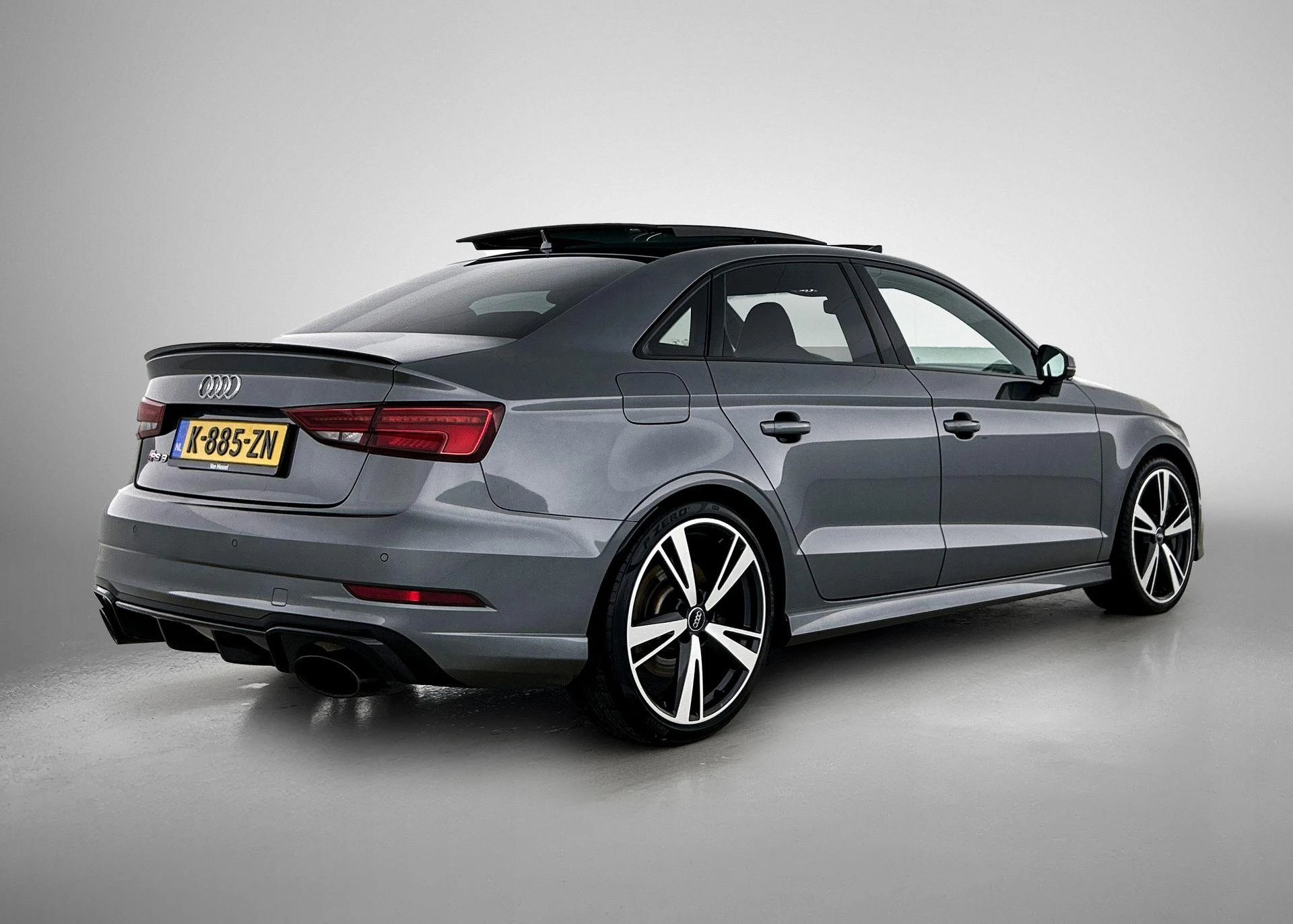Audi-RS3-image-4