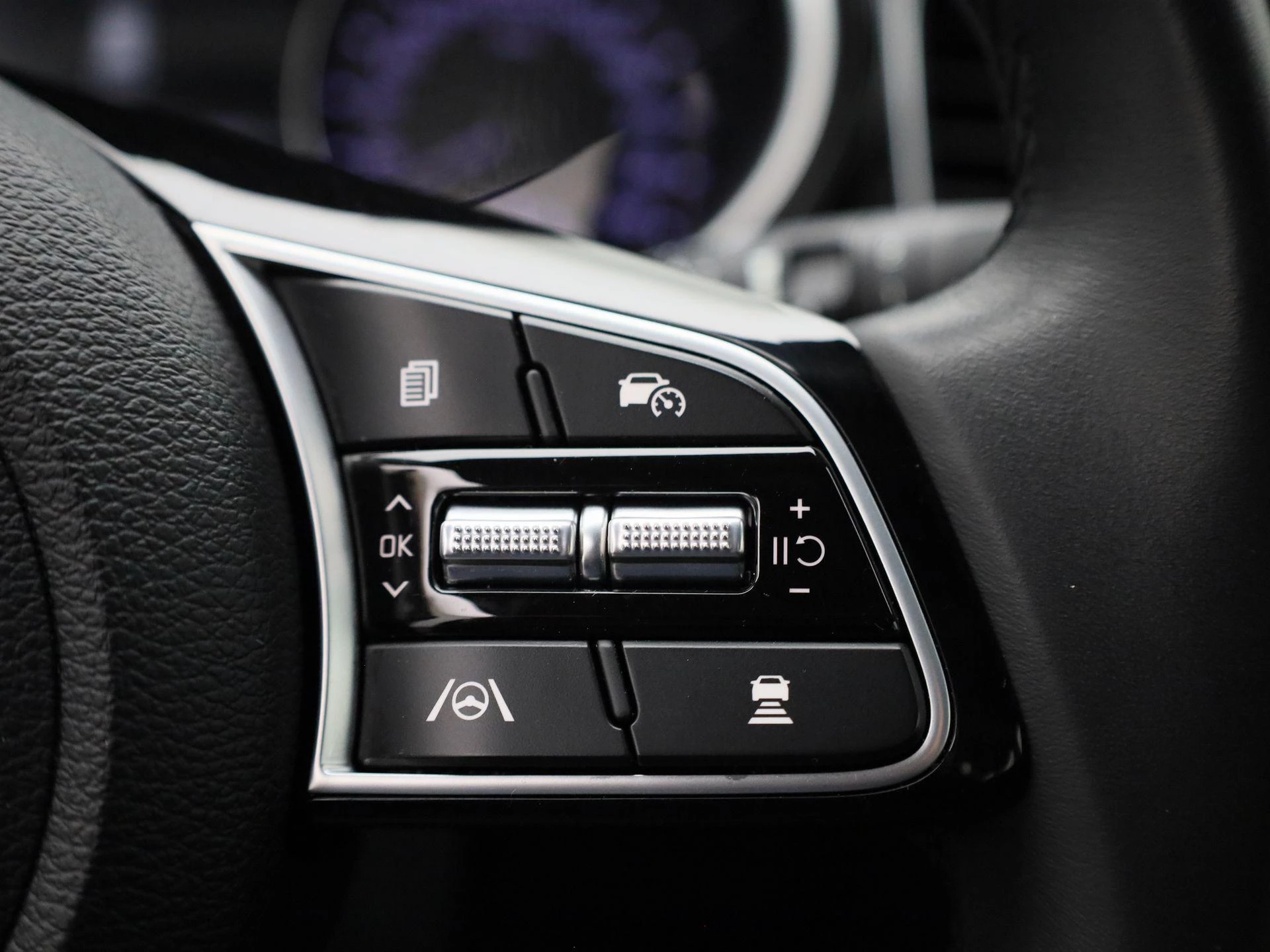 Kia-Ceed Sportswagon-image-25