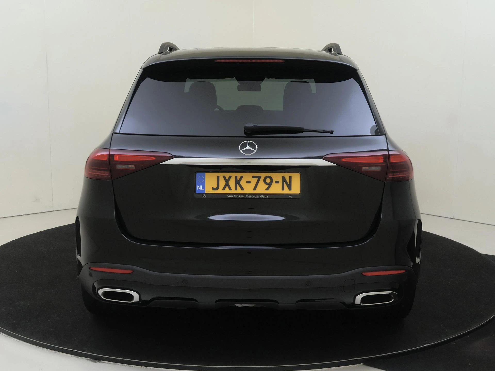 Mercedes-Benz-GLE-image-6