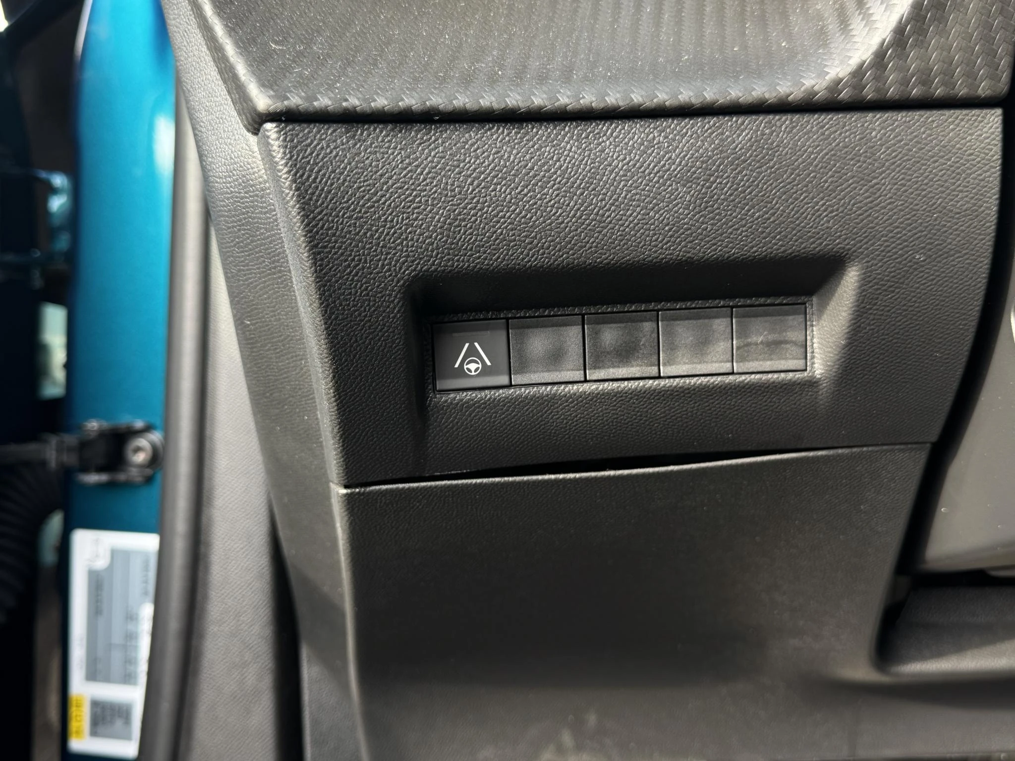 Peugeot-2008-image-25