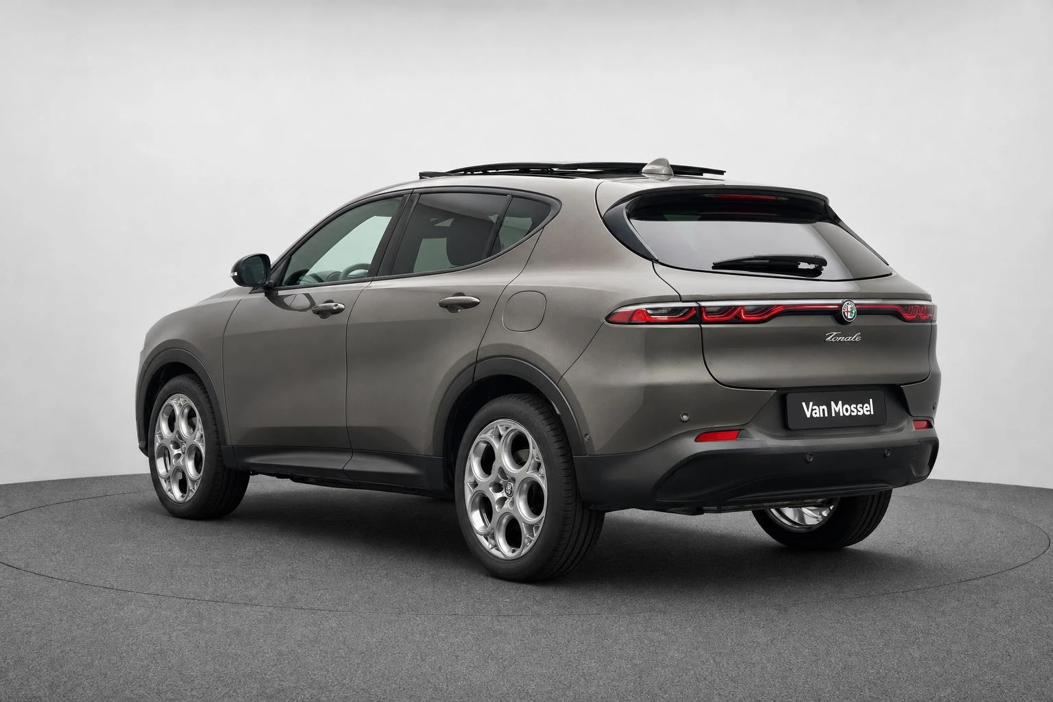 Alfa Romeo-Tonale-image-18