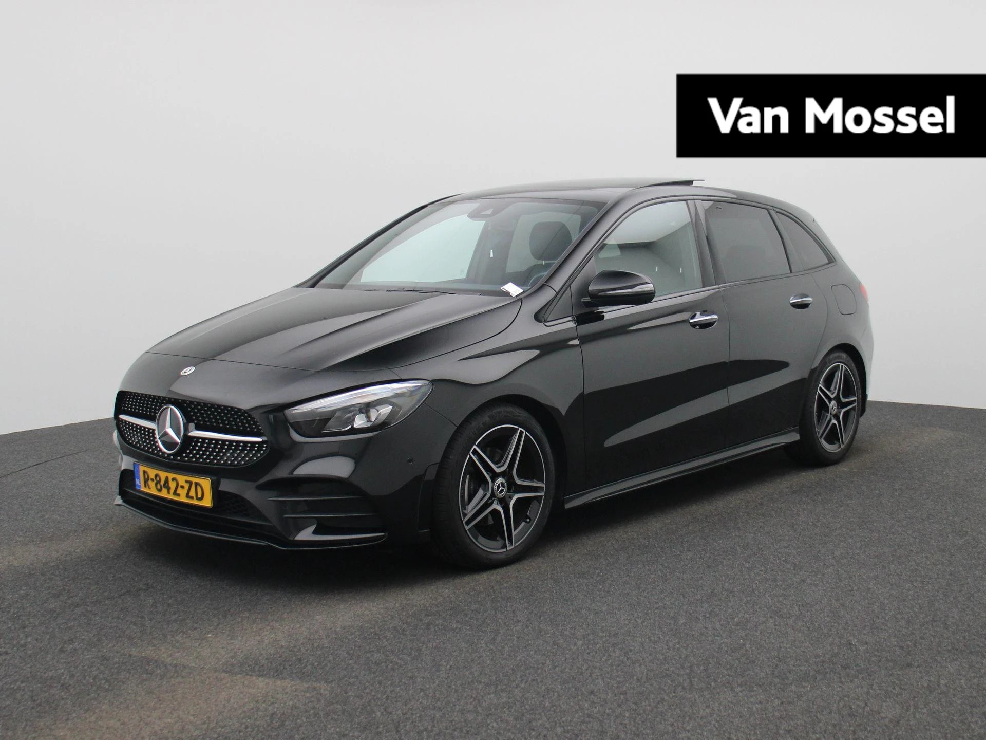 Mercedes-Benz-B-Klasse-image-0