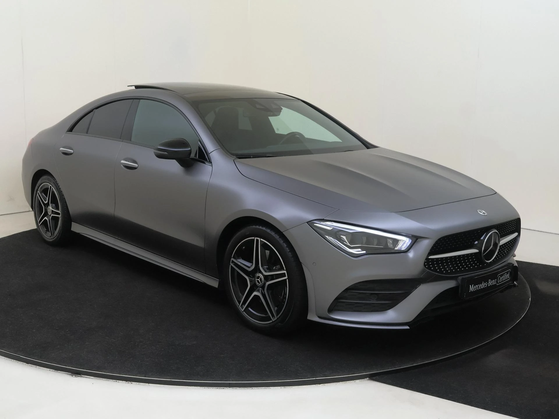Mercedes-Benz-CLA-image-1
