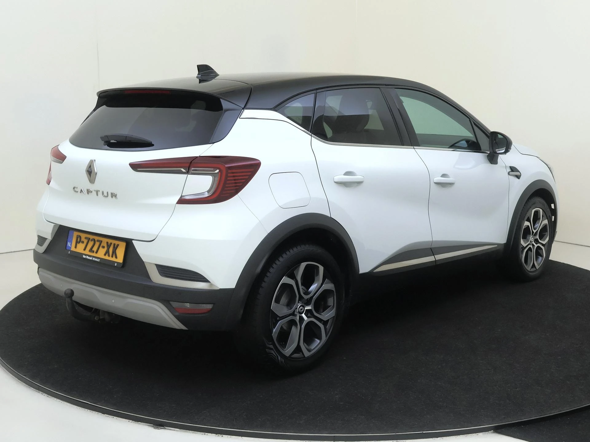 Renault-Captur-image-3