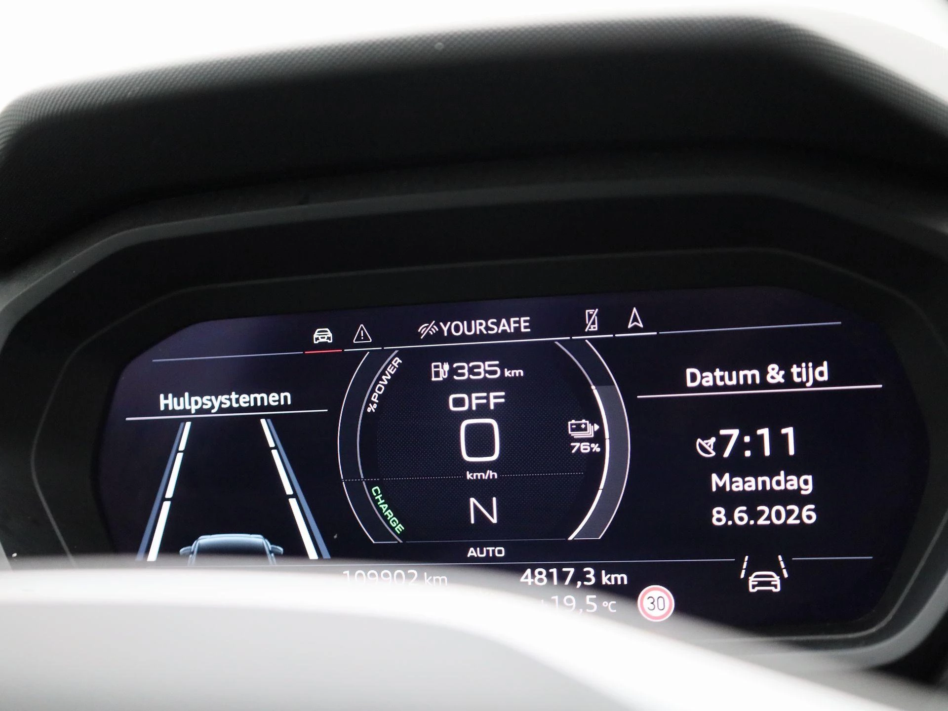 Audi-Q4 Sportback e-tron-image-23