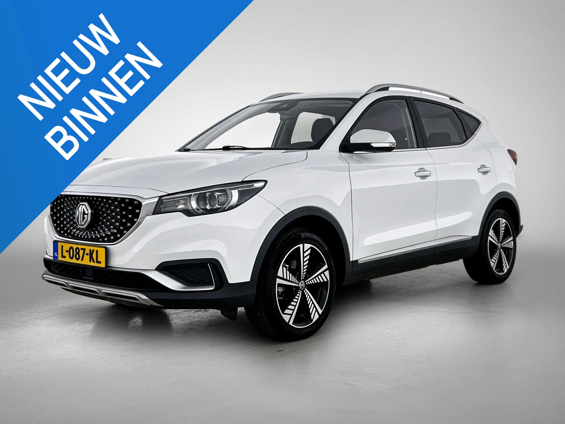 MG-ZS EV-image-0
