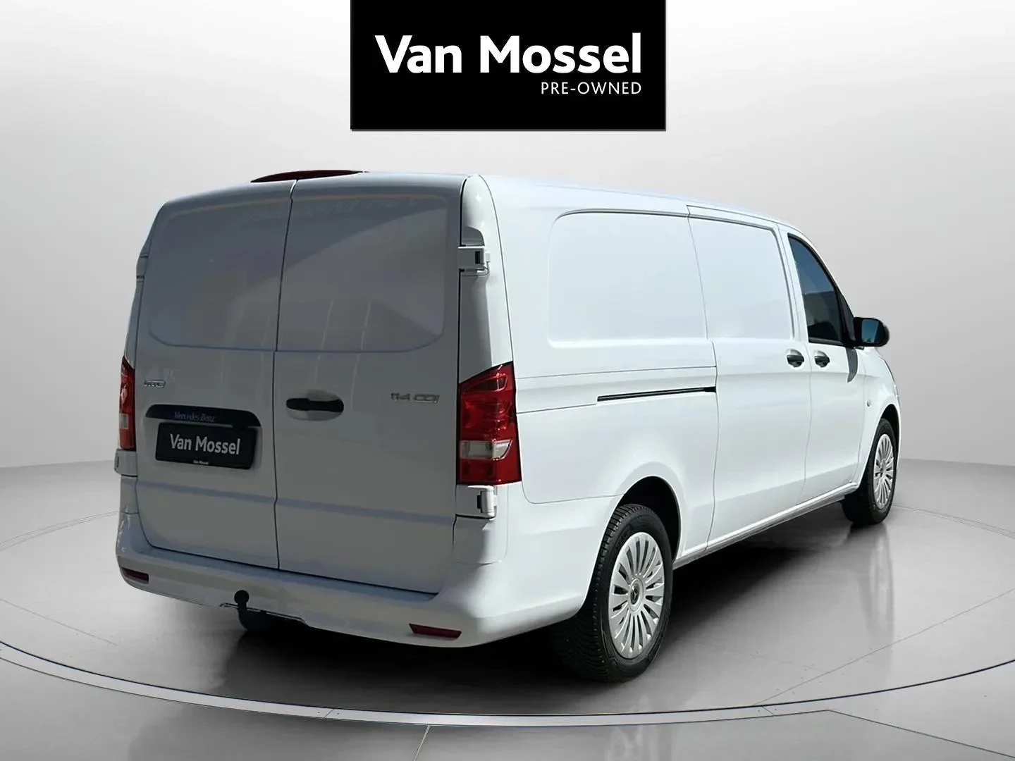 Mercedes-Benz-Vito-image-5