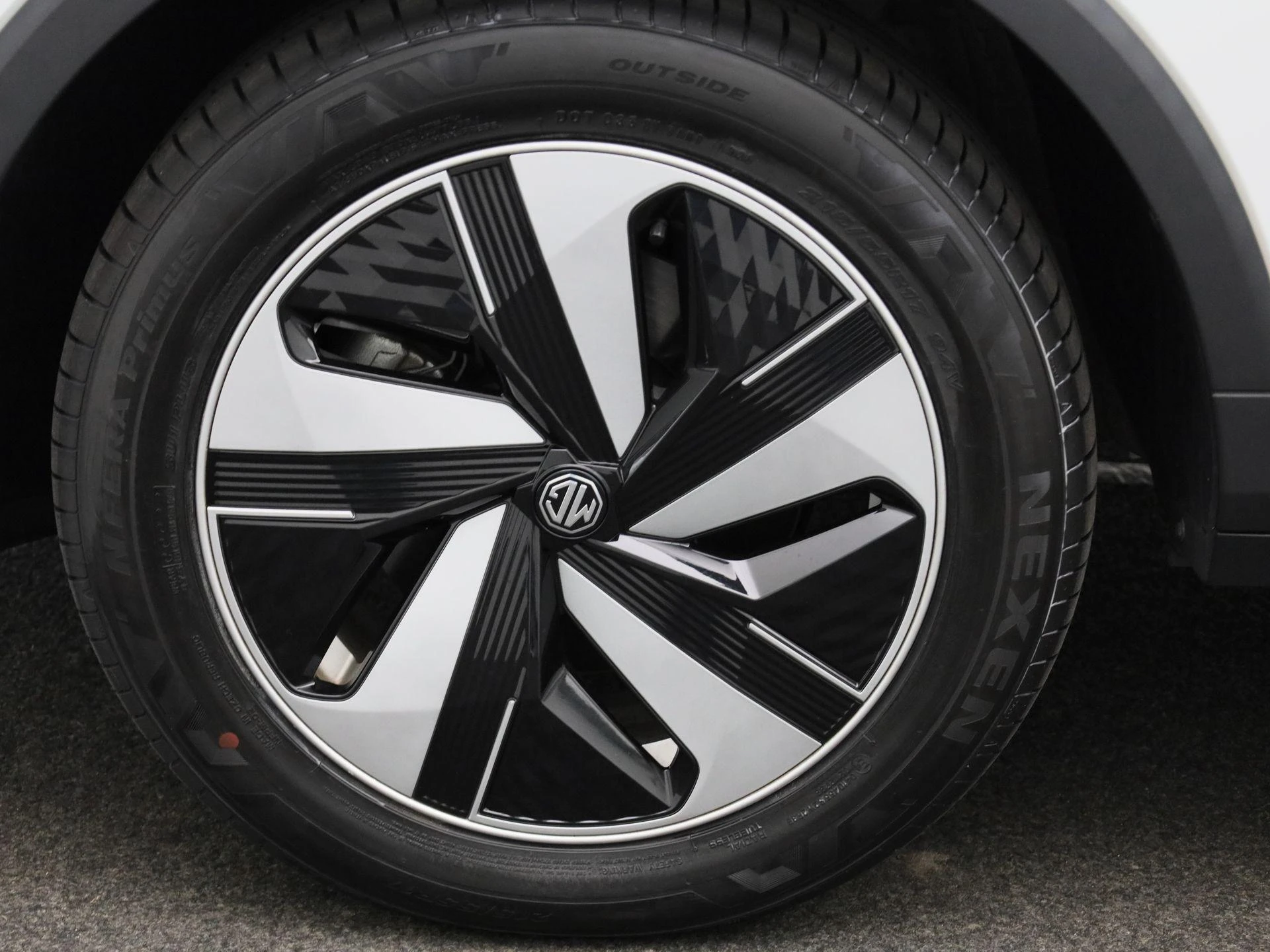 MG ZS EV MG EV Long Range Luxury 70 kWh