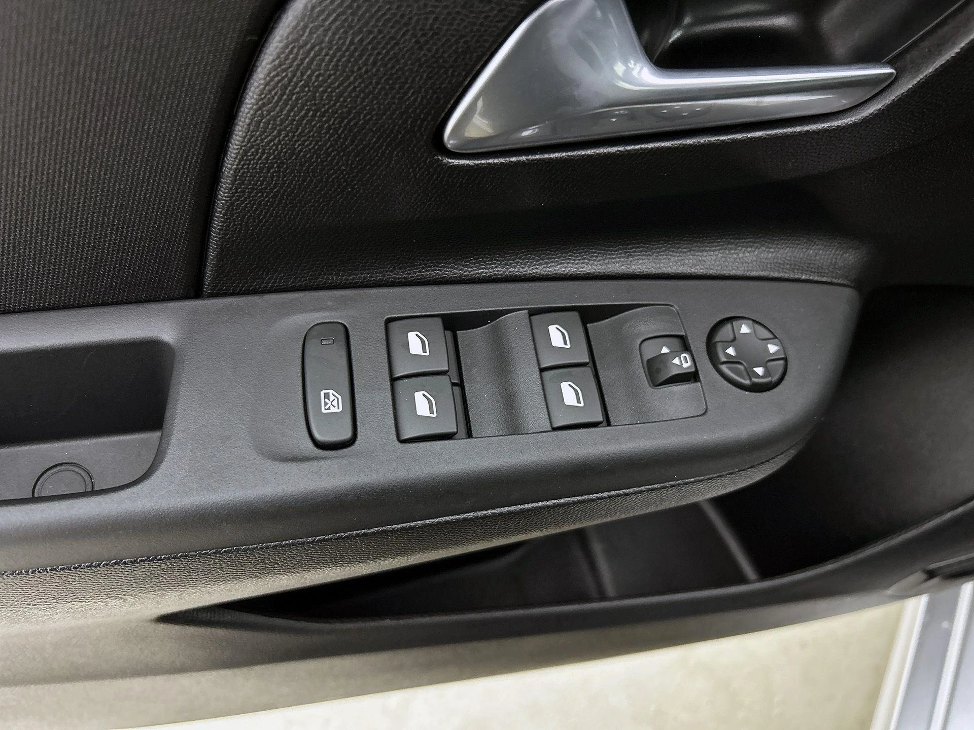 Opel-Corsa-image-33