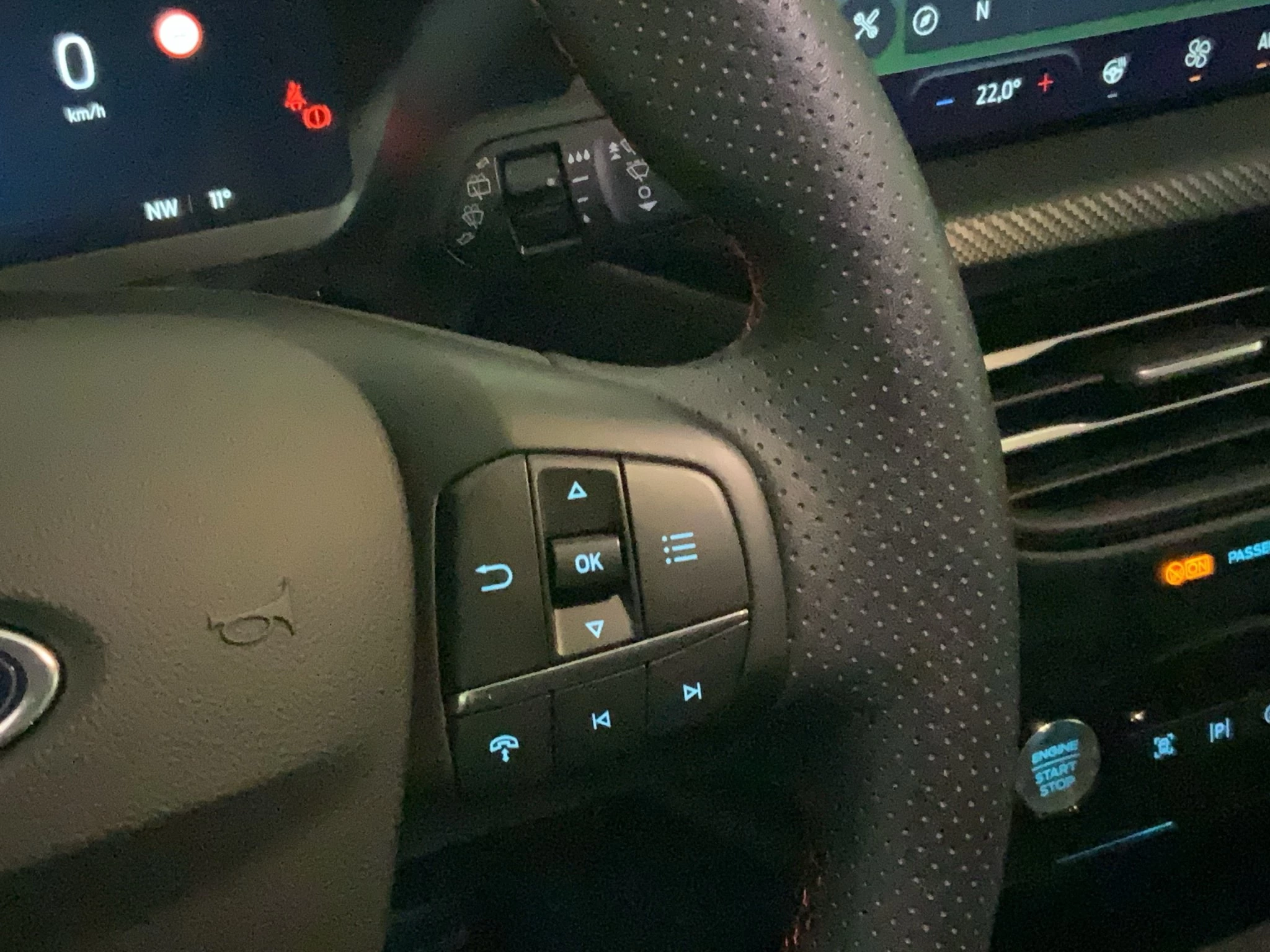 Ford Kuga ST-Line X Aut.*360GRAD*LED-MATRIX*NAVI*GRA*WINTER-PKT.