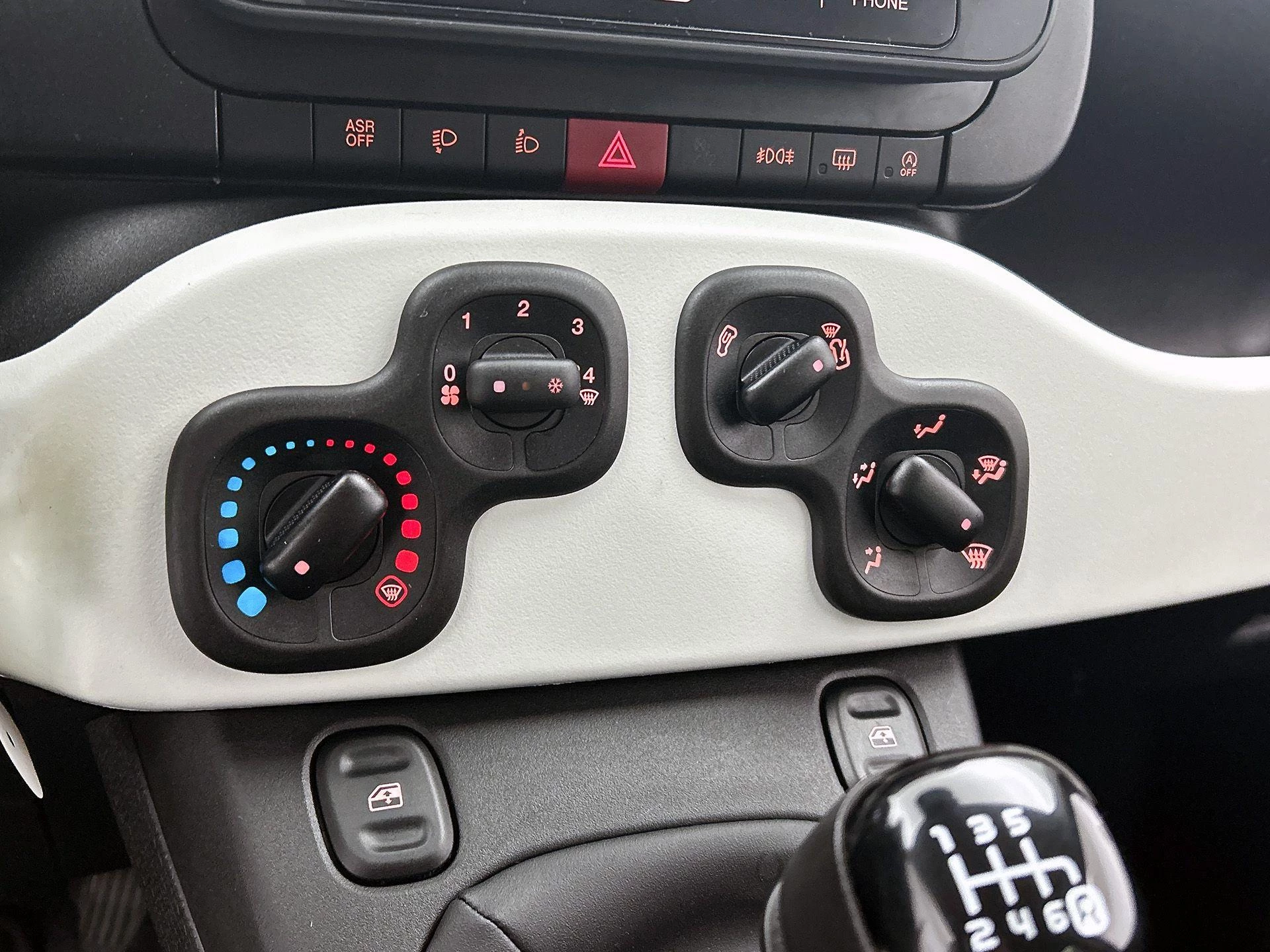 Fiat Panda 1.0 Hybrid Pandina