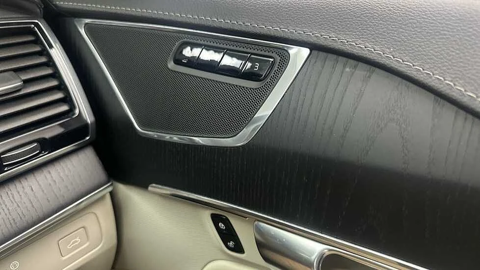 Volvo-XC90-image-21