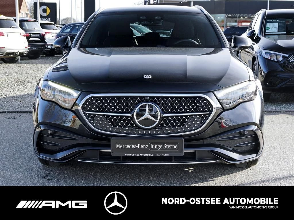 Mercedes-Benz E-Klasse 220 d T AMG AHK MBUX SHZ LED AMG Line