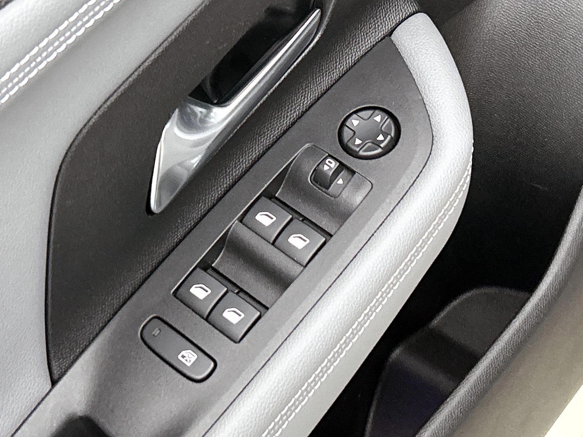 Opel-Mokka-e-image-29